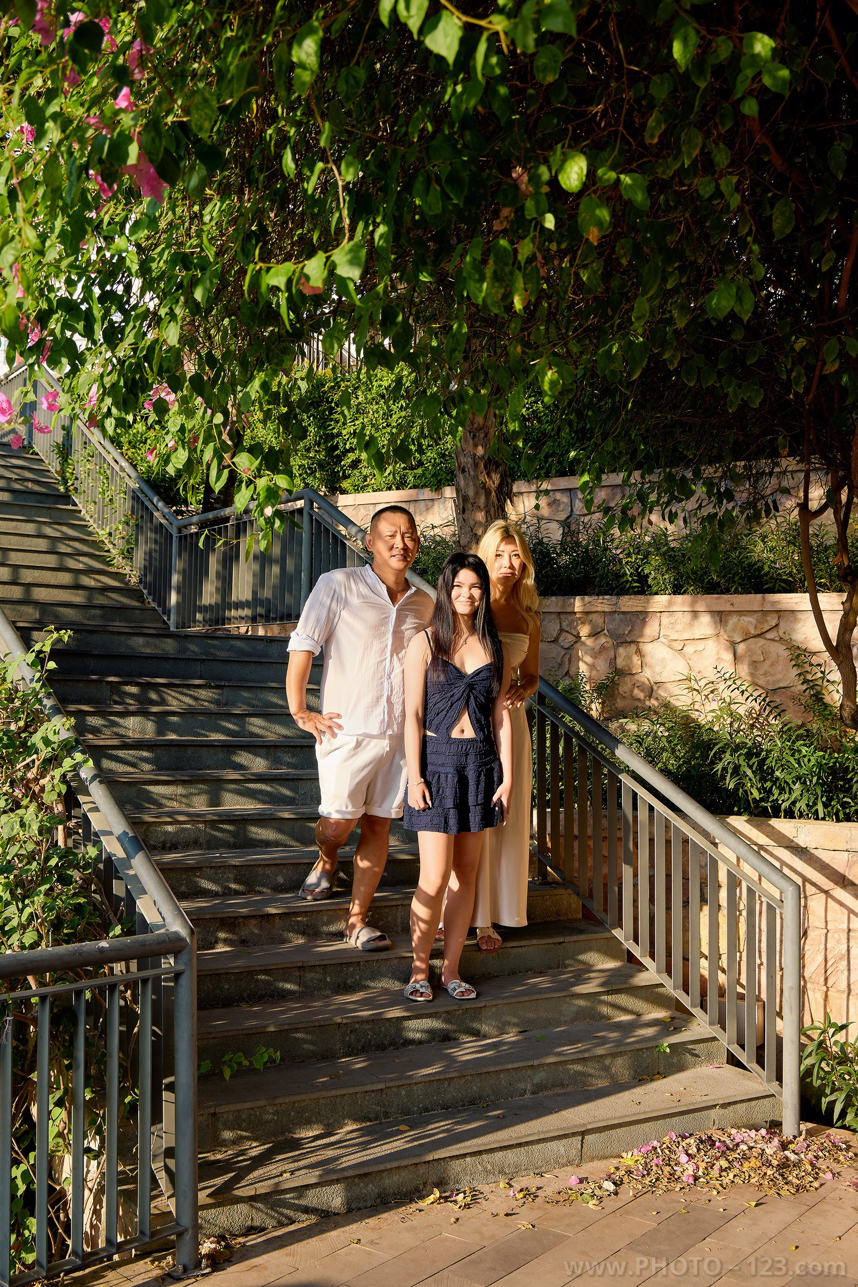 Sunset Town Family Portraits. Фотограф в Нячанге: коммерческая и семейная съемка | photo-123.com