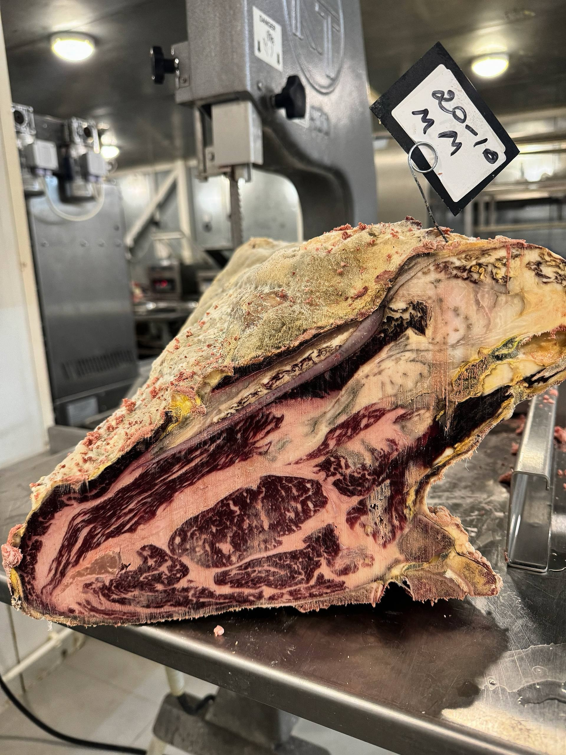 Private events at the Zozulinsky & Potseluev meat atelier. The Other Pavel Potseluev — film photography and mastery of meat business