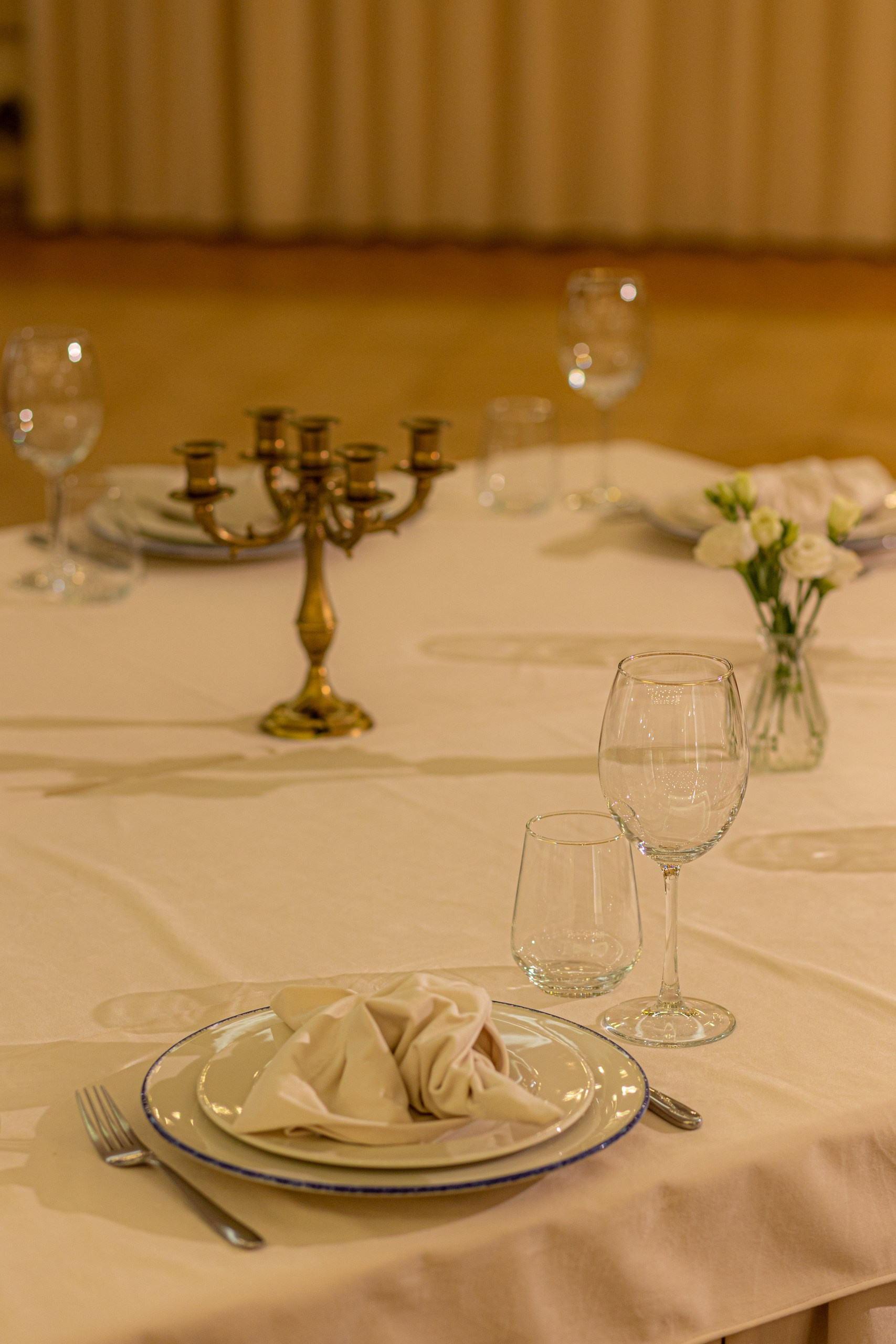 Банкетный зал ресторана Дача. Фотограф в Оренбурге. Профессиональный фотограф