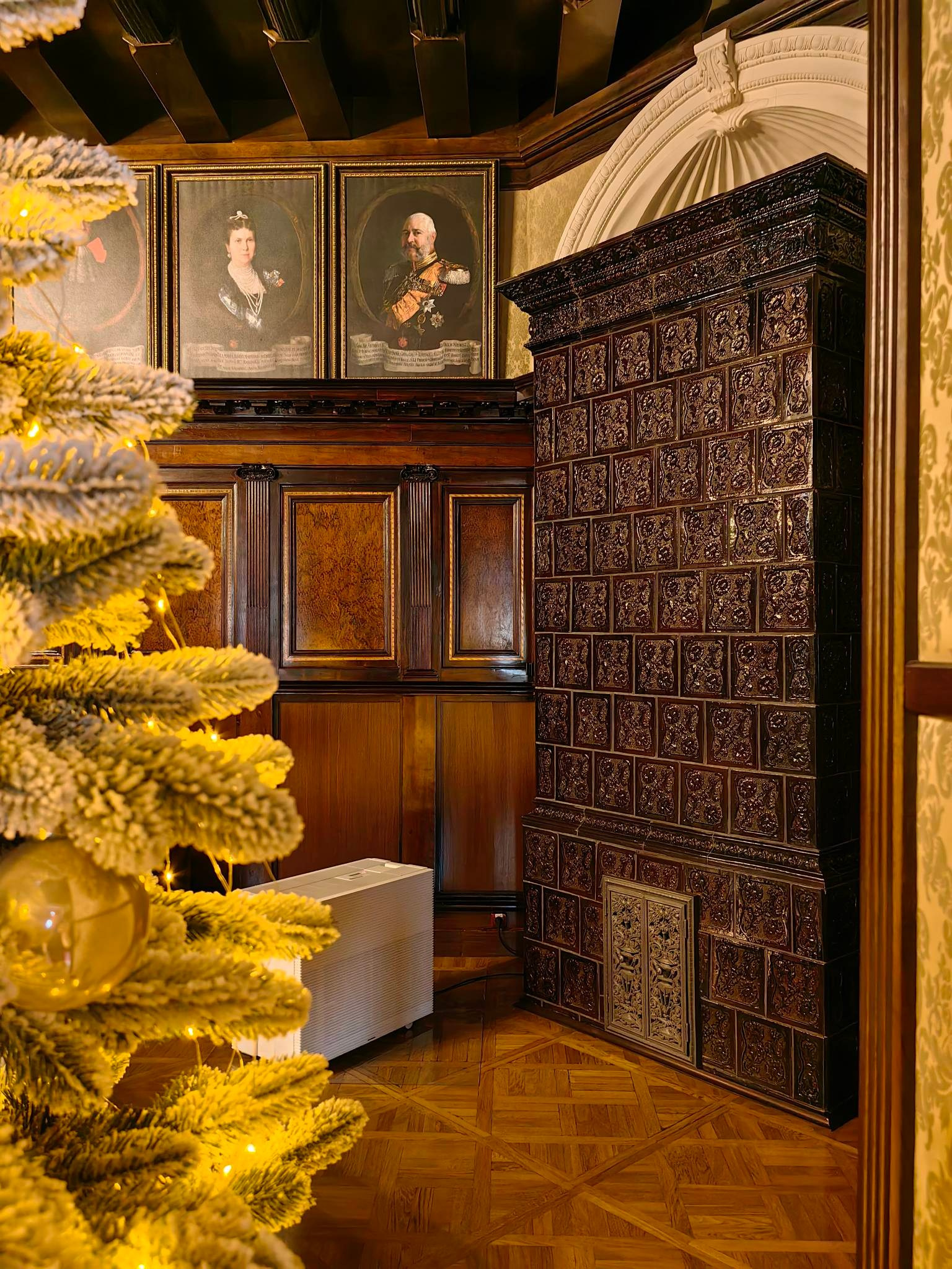 Каминные печи замка Несвиж