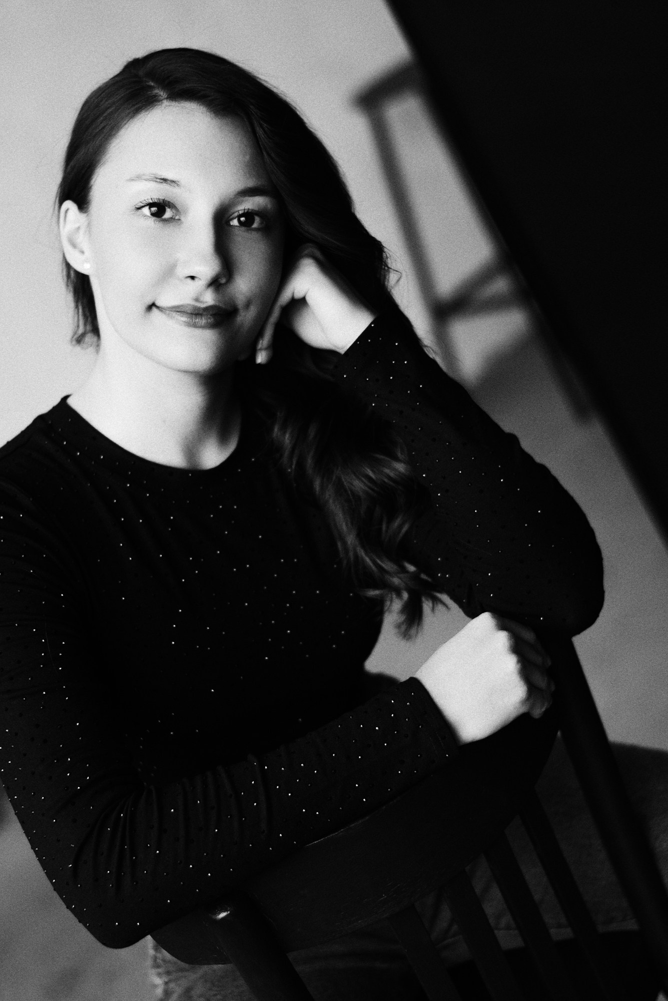 ЧБ портрет в Тюмени | Фотограф Дарья Мустафина. Портретный фотограф Тюмень Дарья Мустафина