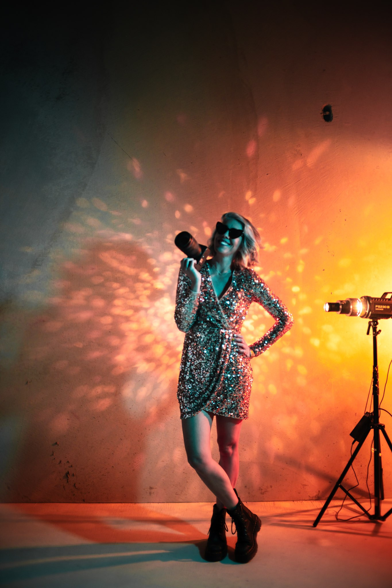 Works. Фотограф с цветным светом и оператор в Москве | Лиля Кичигина