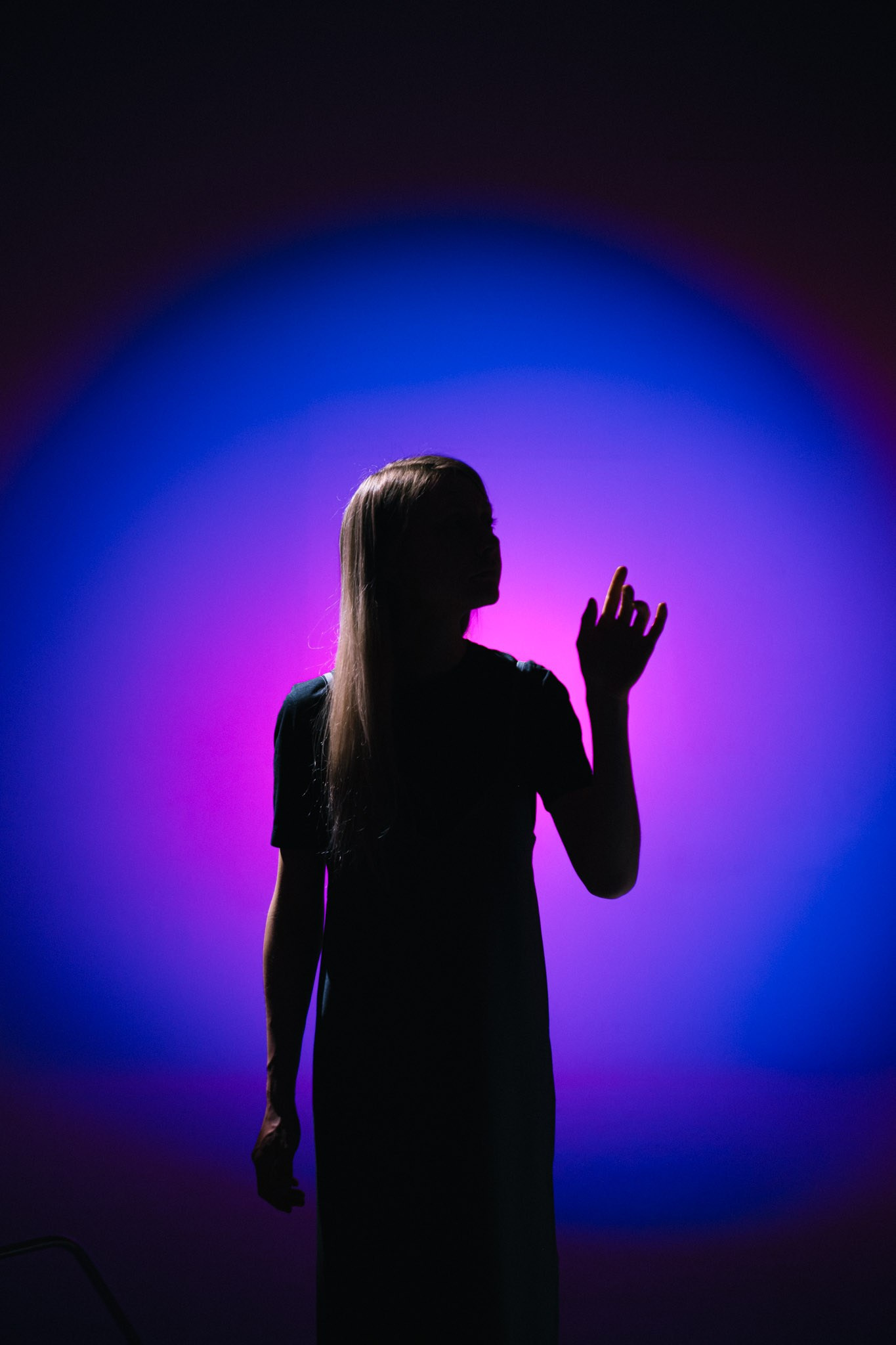 Works. Фотограф с цветным светом и оператор в Москве | Лиля Кичигина