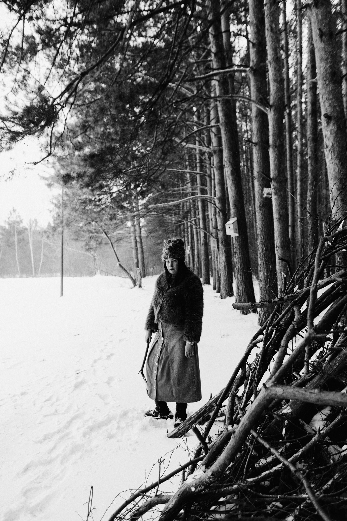 Зимняя фотосессия в Затюменском парке (Тюмень) | Художественная съемка от Daria Mars. Портретный фотограф Тюмень Дарья Мустафина