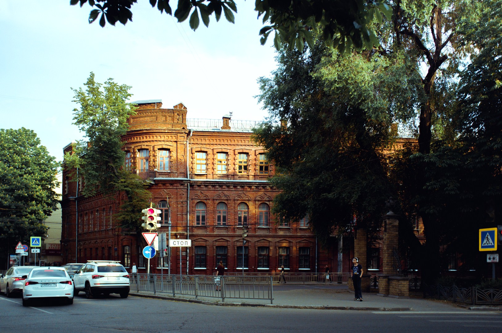 Руслан Шувалов (поэтограф)