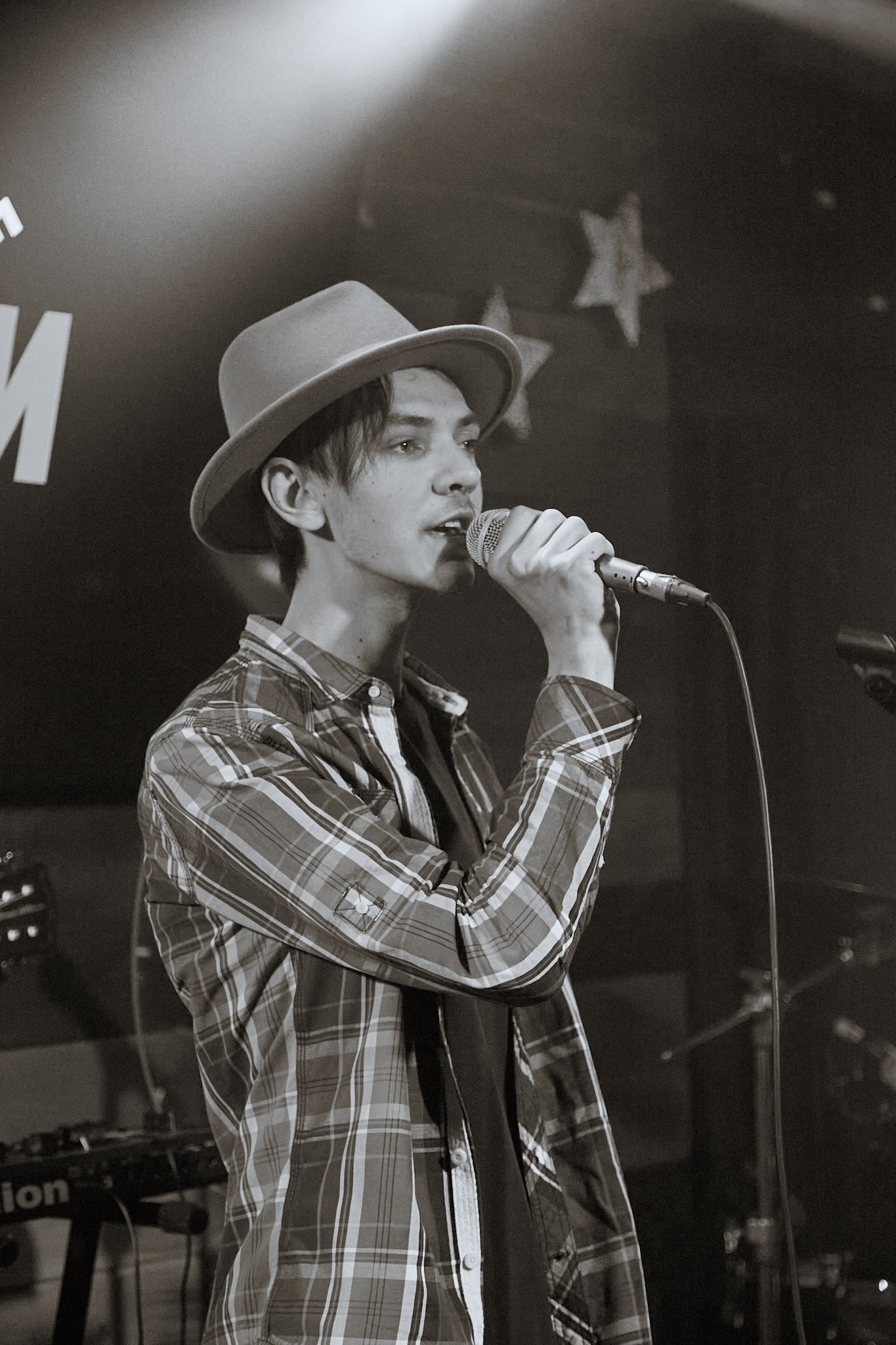 Концерт в баре «Гости». Фотограф Омск | Александр Вандеров