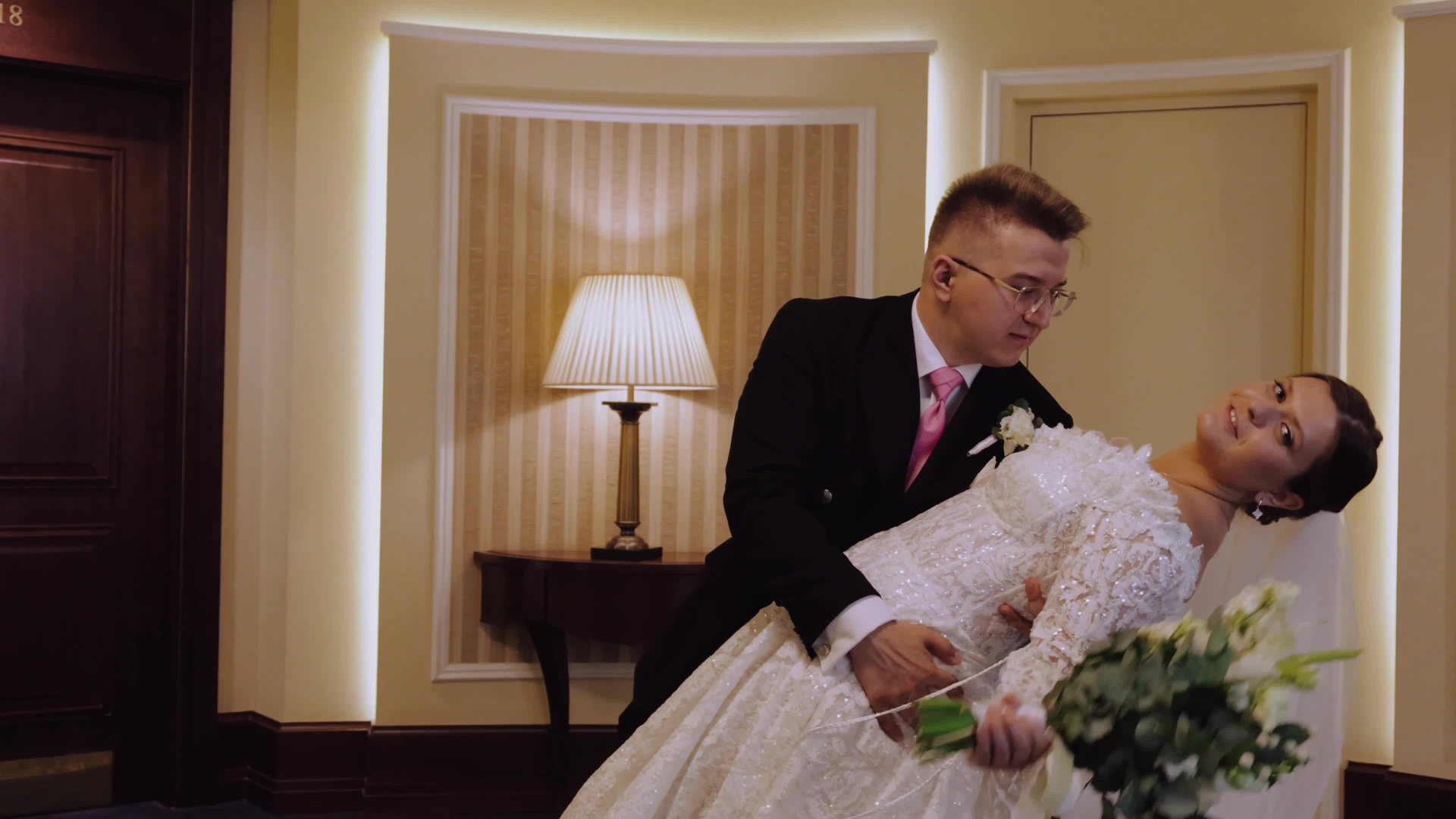 ФИЛЬМЫ. ALEXVIKI FILMS — свадебная видеосъёмка, съёмка мероприятий и fashion брендов