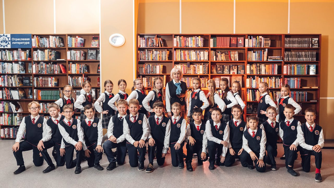 Начальные классы. Современные выпускные альбомы в Новосибирске