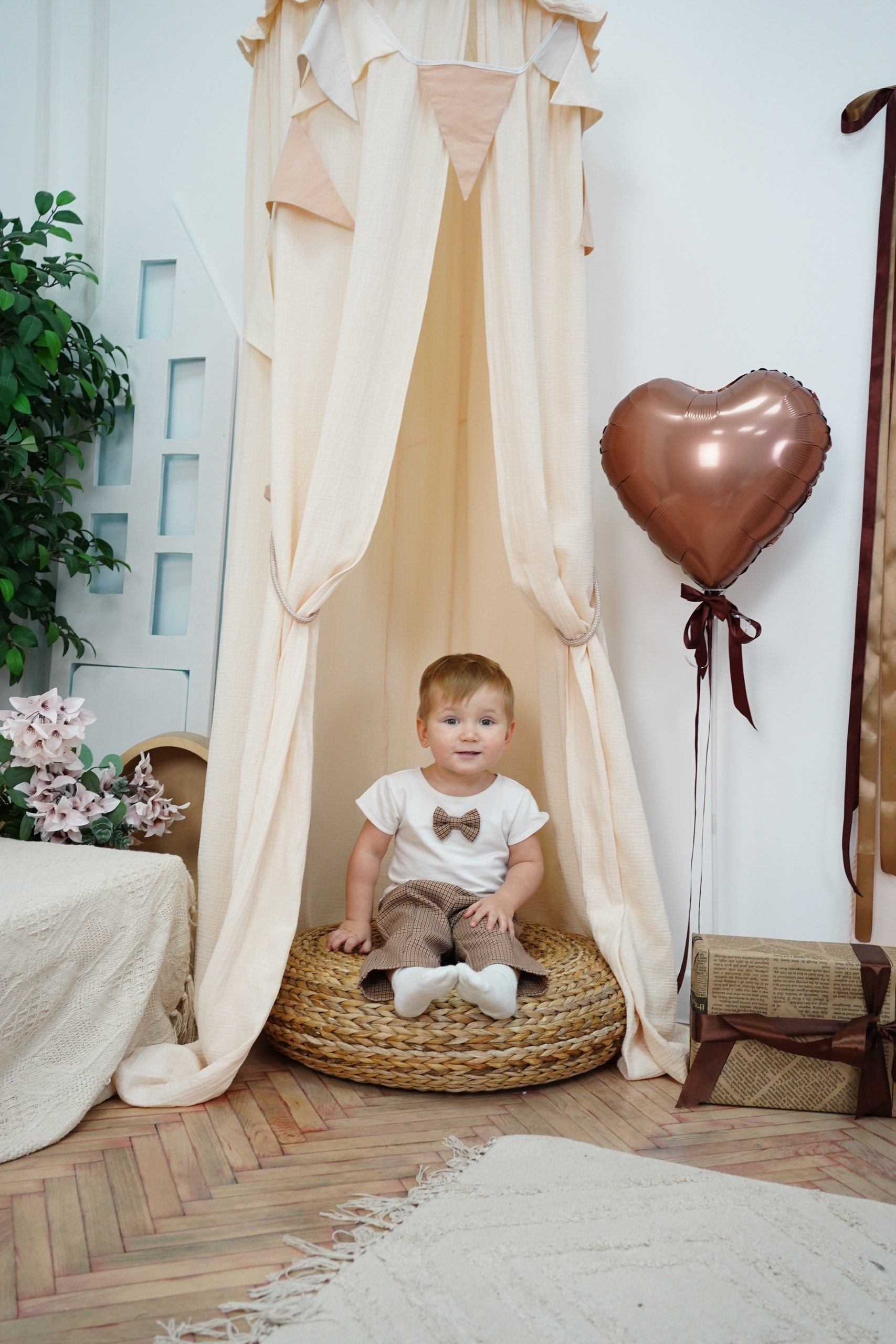 Наши Новые Фотозоны. Детская Фотостудия ГОДОВАСИКИ в Санкт-Петербурге фотосесия на годик