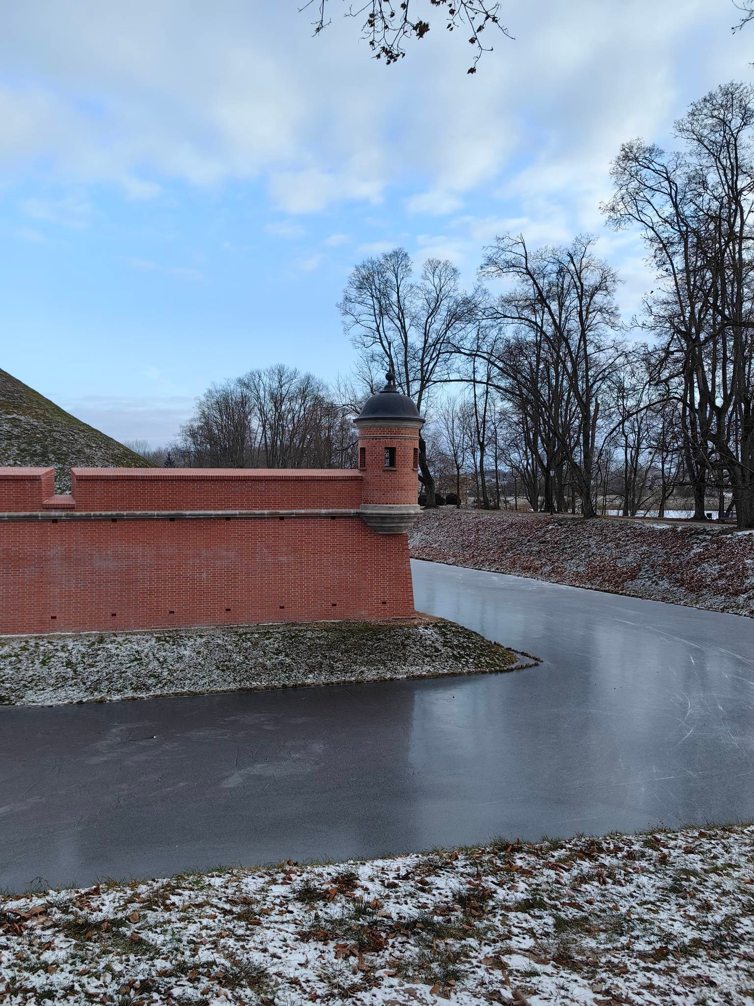 Угловой бастион