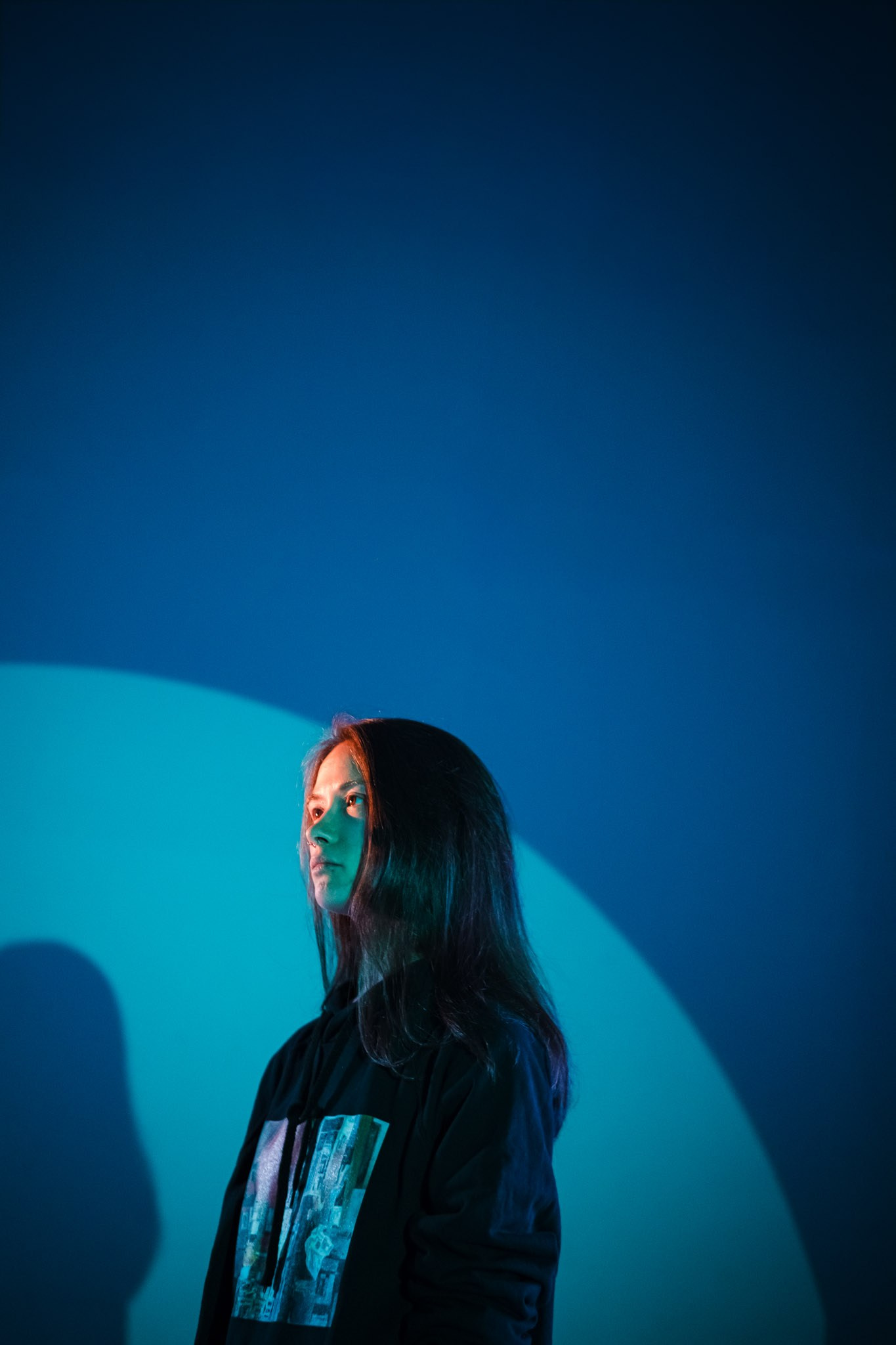 Works. Фотограф с цветным светом и оператор в Москве | Лиля Кичигина