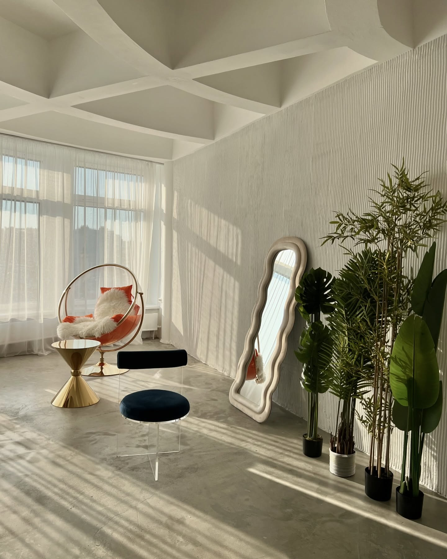 Понравилась студия? Напишите — организую съёмку именно здесь. Фотограф в Минске Людмила Дутко