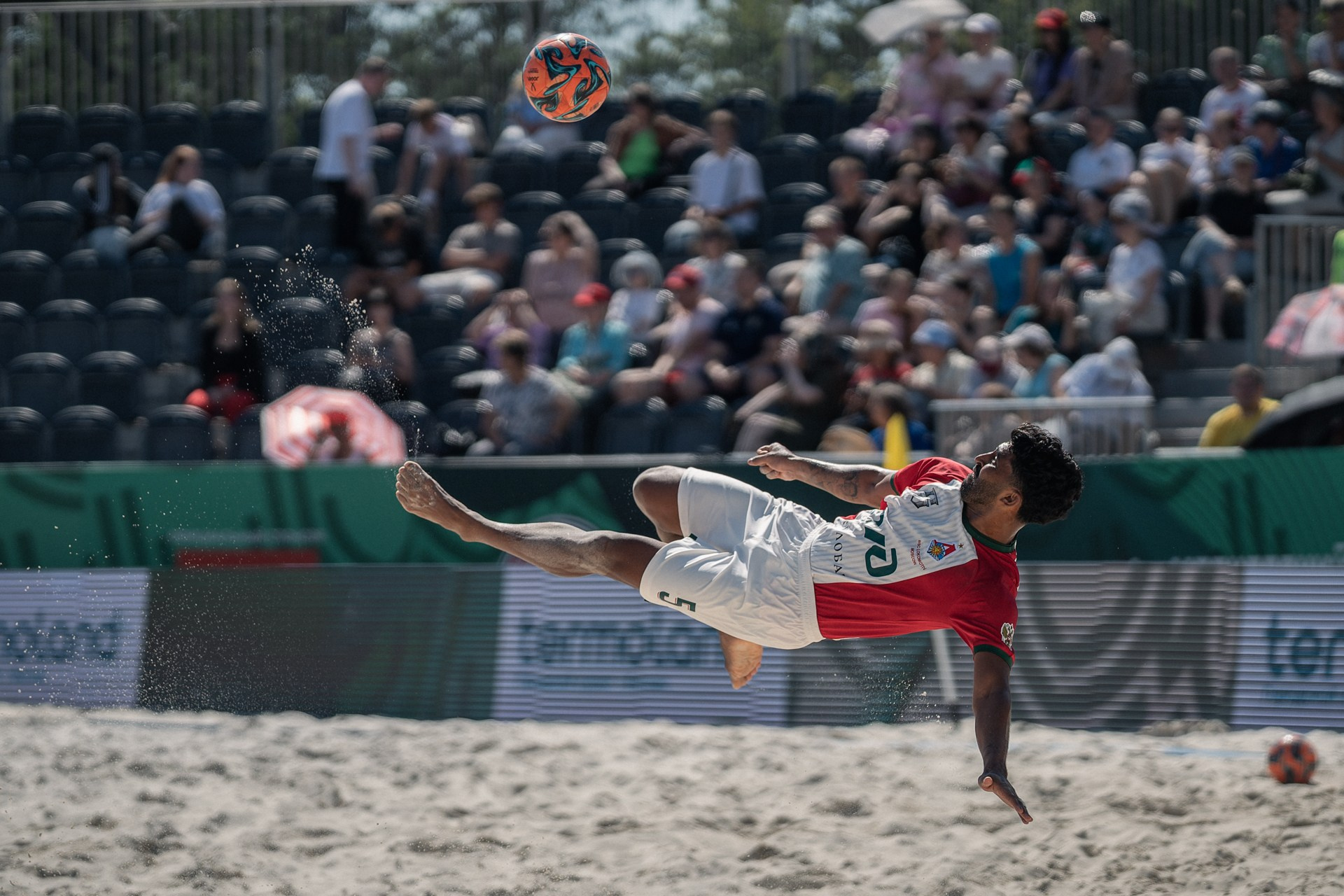Beach Soccer: Lokomotiv vs Sportivo Luqueño — 6:4 Photo Report | Sergey Churnosov