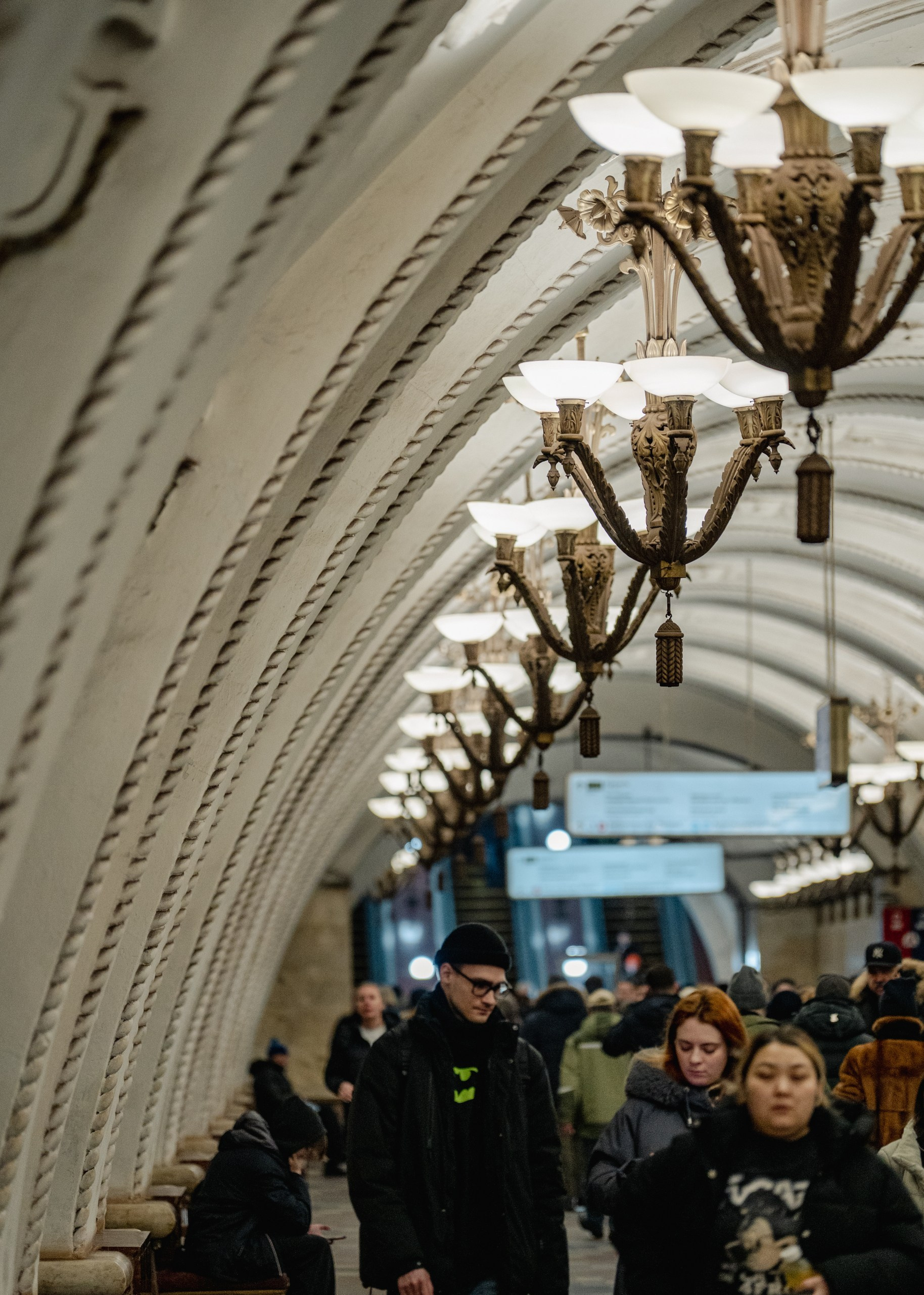 Парадные залы подземного дворца. П&П — Полезное с Приятным. Фотоэкскурсии — Москва на память. Экскурсовод и фотограф в Москве. Увези столицу в своём альбоме!