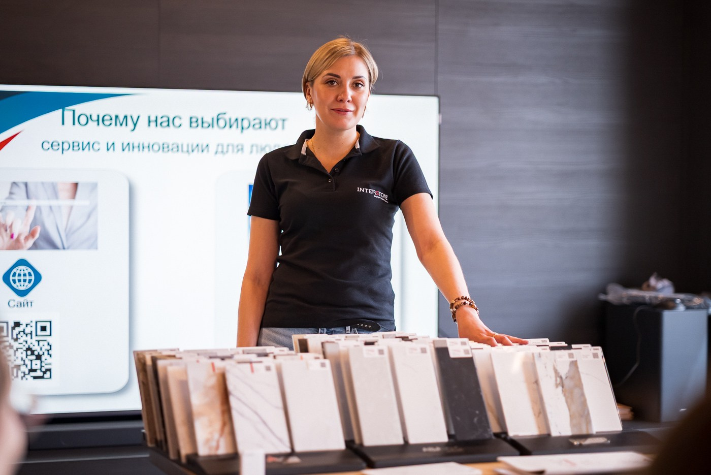 Презентация компании INTERSTONE — производителя и поставщика кварцевого камня, акрилового камня и широкоформатных керамических плит. ВУД ТВОРЕЦ мебельная фабрика|ТВОРЕЦ студия мебели