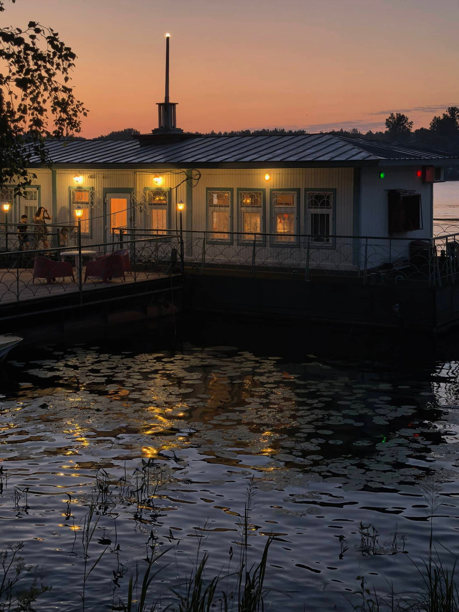 Плёс — лучший туристический город. Купить картину на холсте для интерьера|художник | дизайнер | архитектор Сергей Ратчин в Москве