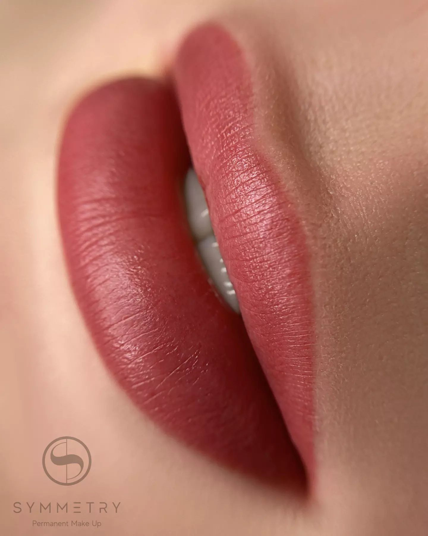 Ксения Старшинова перманентный макияж. Студия перманентного макияжа, косметологии и массажа SYMMETRY в Москве, м. Киевская