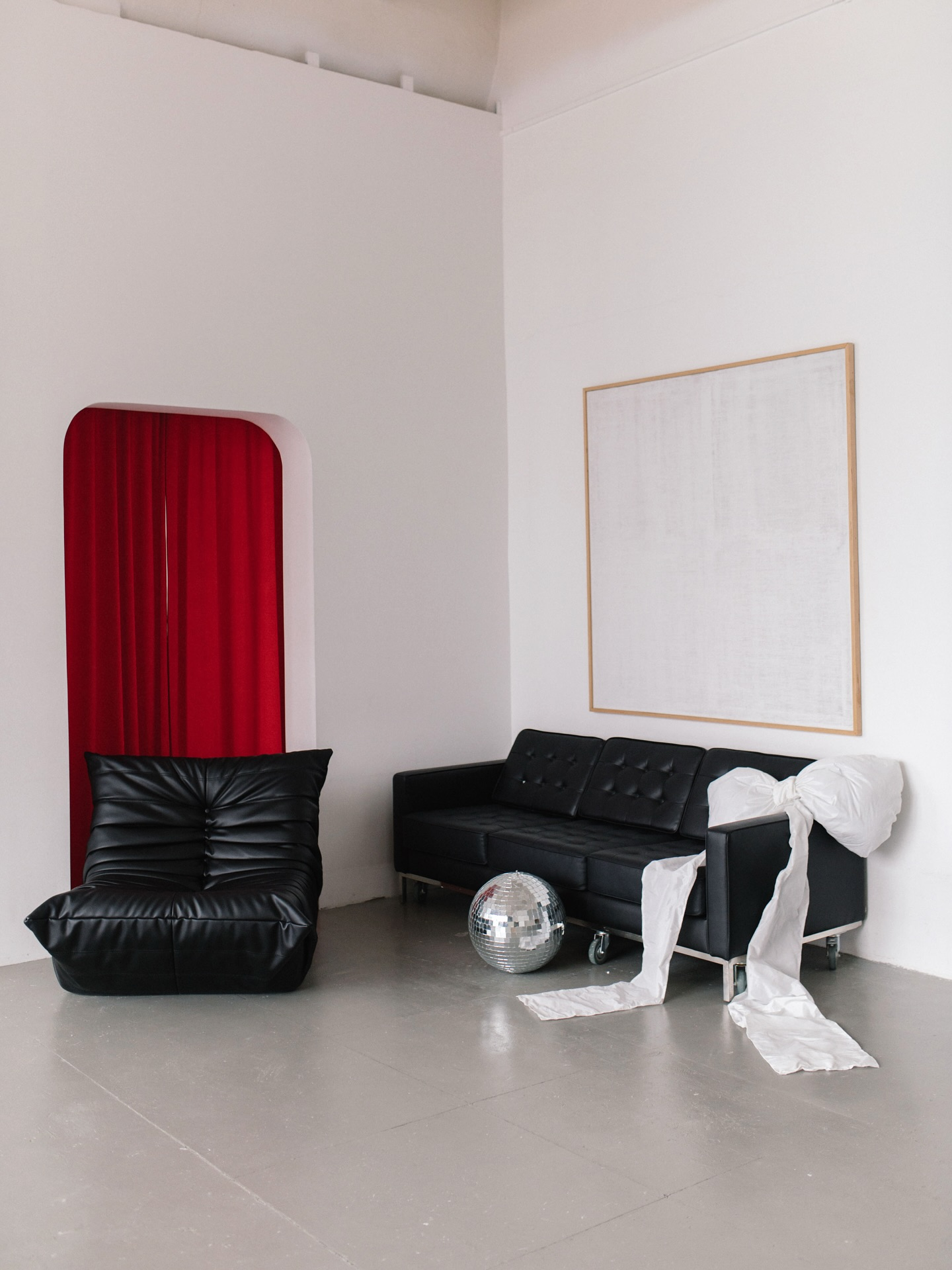 Фотостудия TRUEMAN — всё для комфортной и красивой съёмки. Фотограф в Минске Людмила Дутко