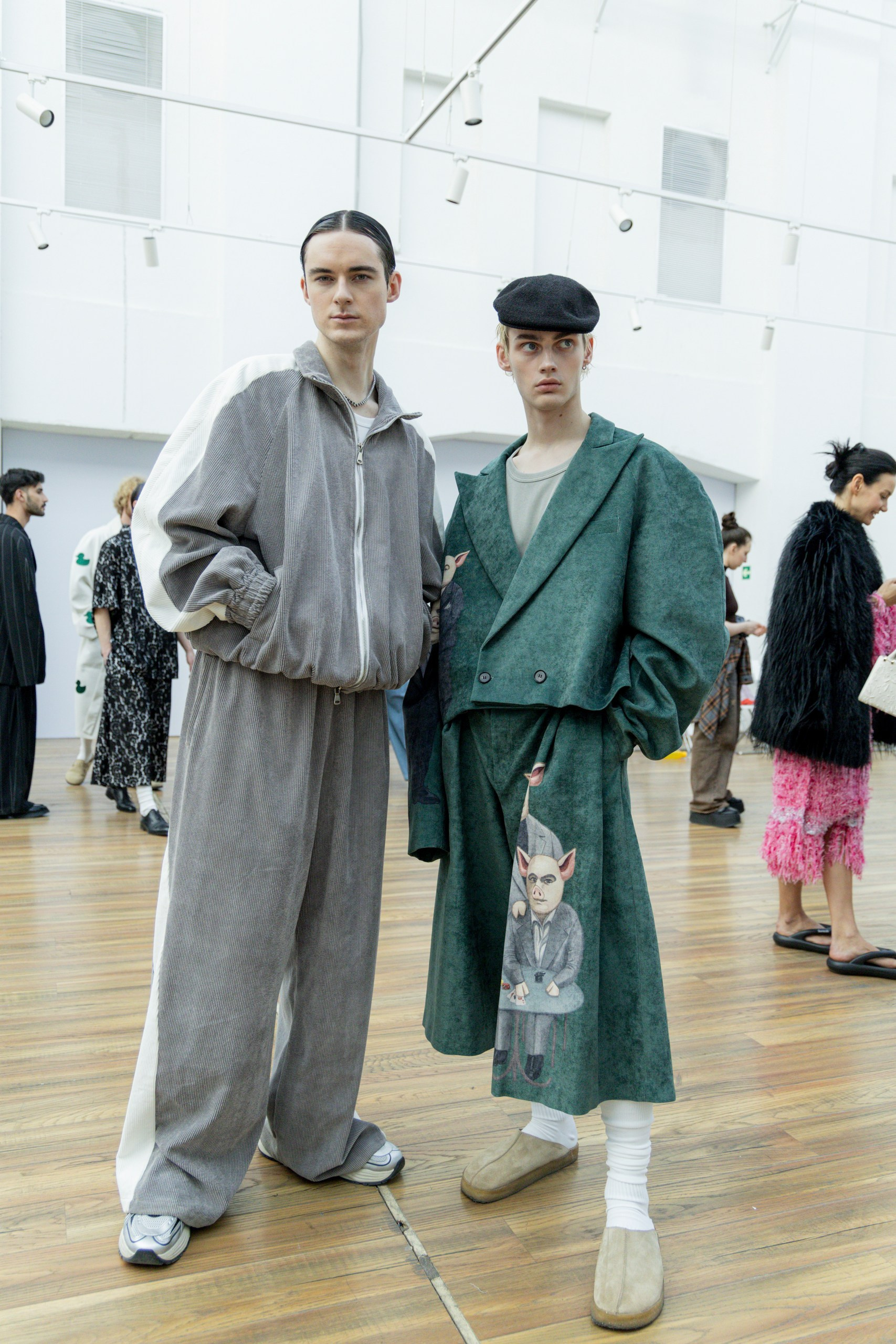 ДЛТ Собака.ru показ победителей конкурса «Новые имена в моде 2025». FOTOFAQ SKOOL г. Санкт-Петербург: очные, дистанционные и онлайн курсы фотографии