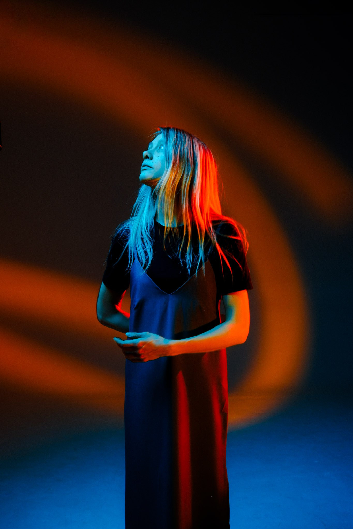 Works. Фотограф с цветным светом и оператор в Москве | Лиля Кичигина