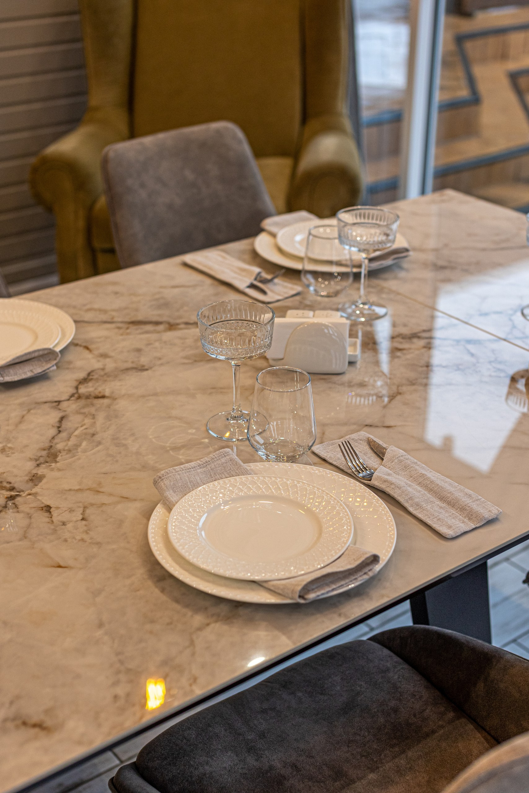 Банкетный зал ресторана «Дача». Фотограф в Оренбурге. Профессиональный фотограф