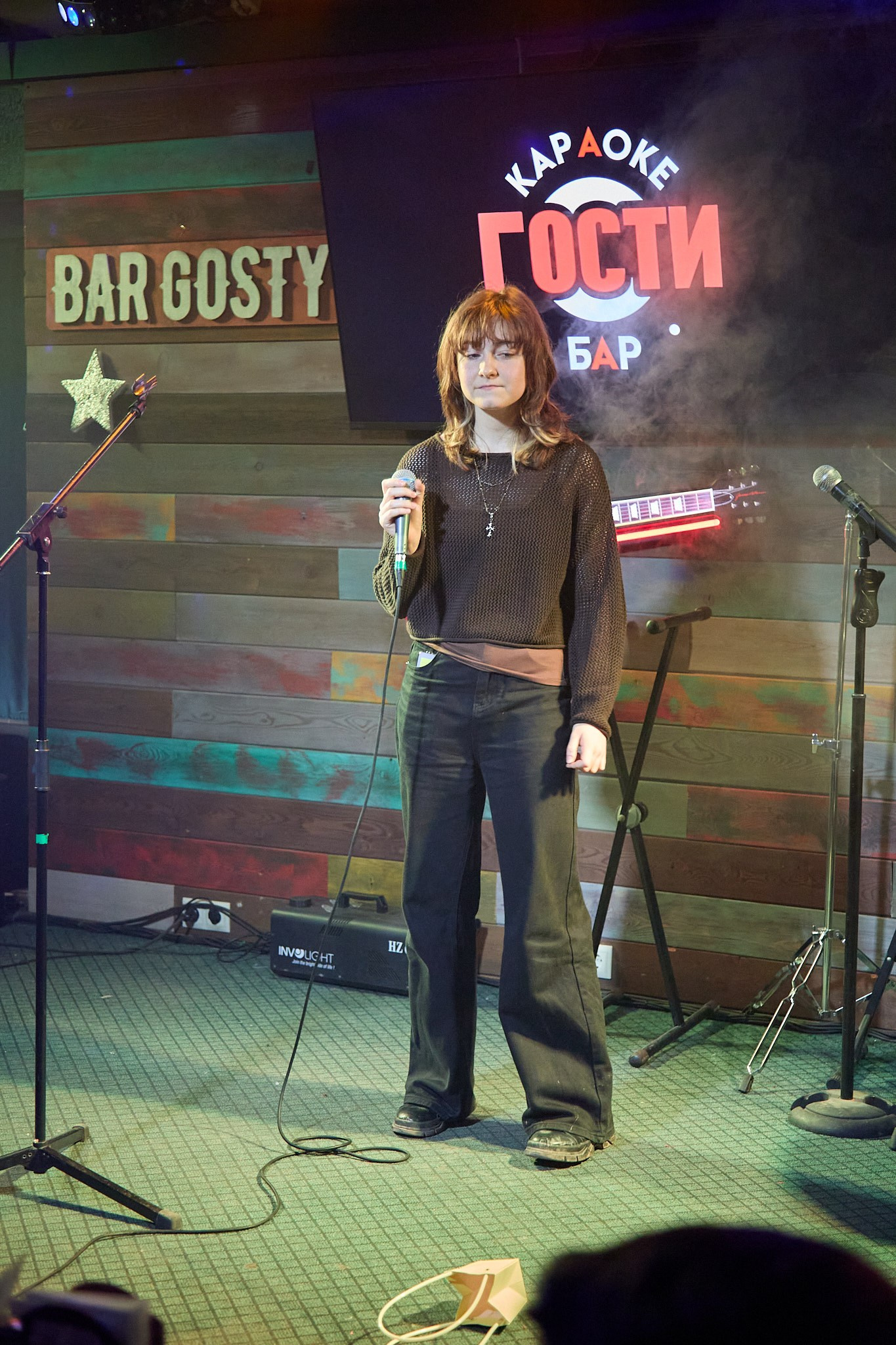 Концерт в баре «Гости». Фотограф Омск | Александр Вандеров