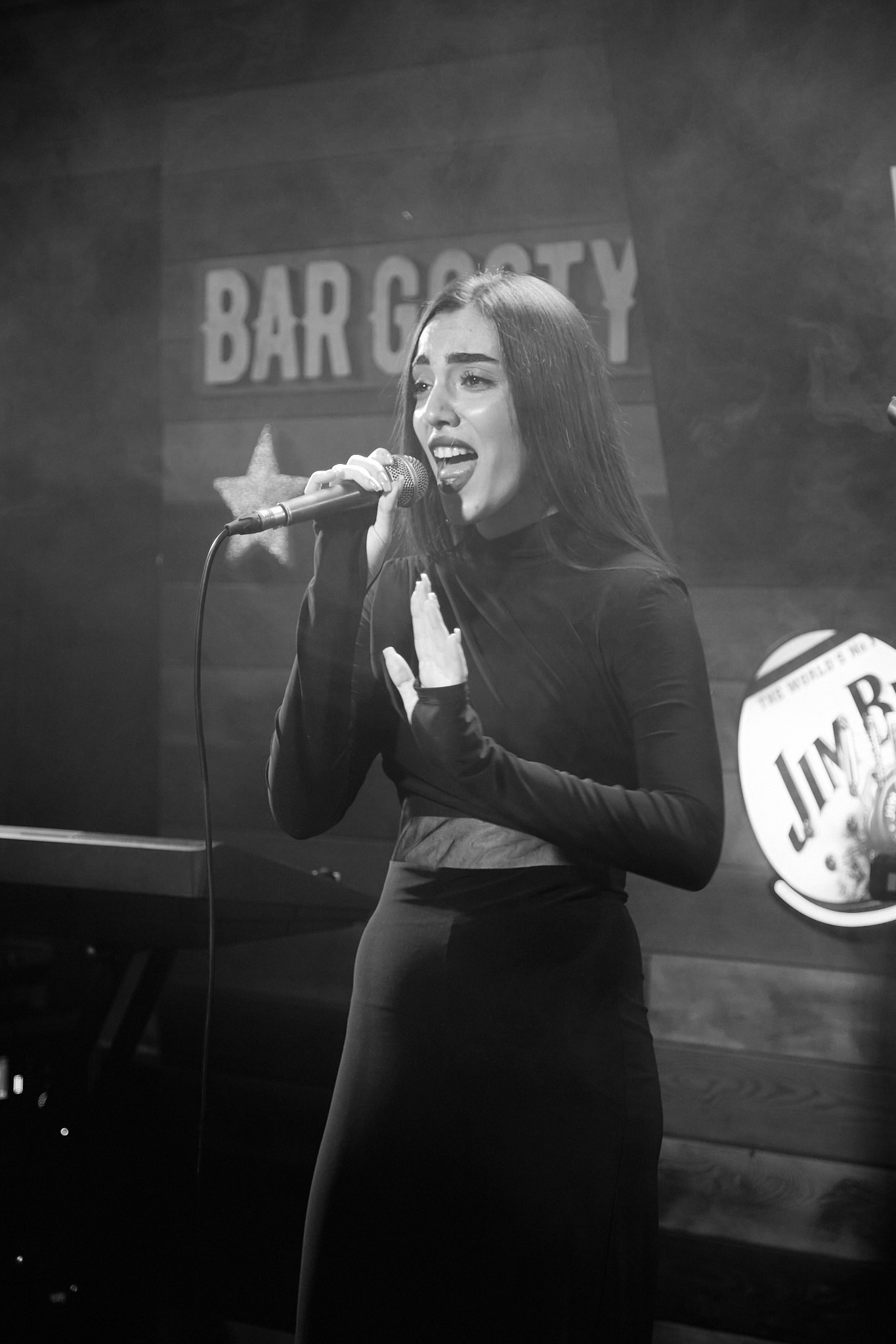 Концерт в баре «Гости». Фотограф Омск | Александр Вандеров