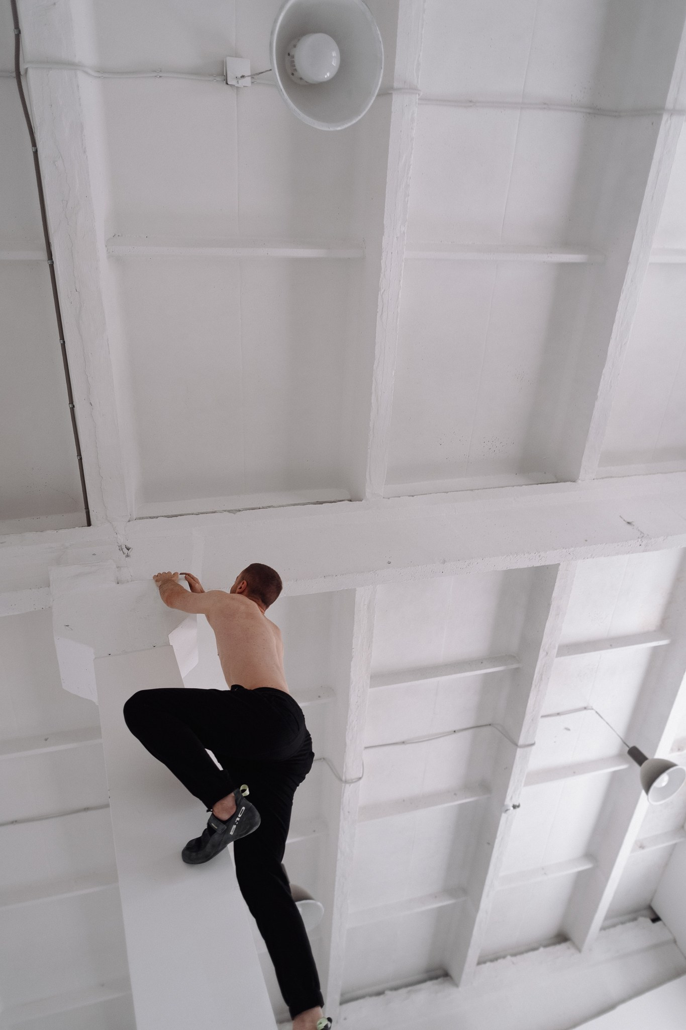 Мужская спортивная фотосессия в Тюмени: боулдеринг и лайфстайл. Фотограф Дарья Мустафина, Тюмень