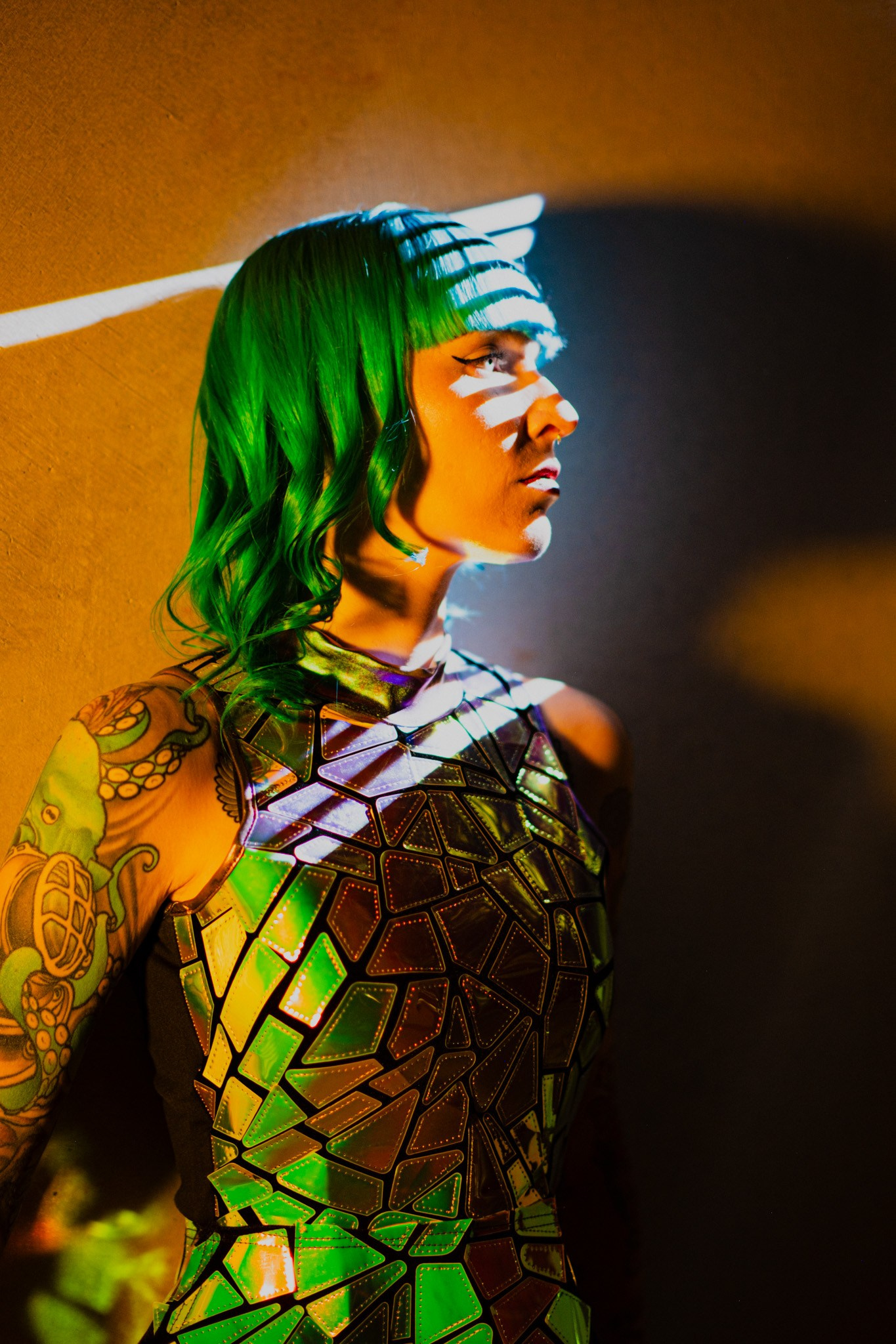 Works. Фотограф с цветным светом и оператор в Москве | Лиля Кичигина