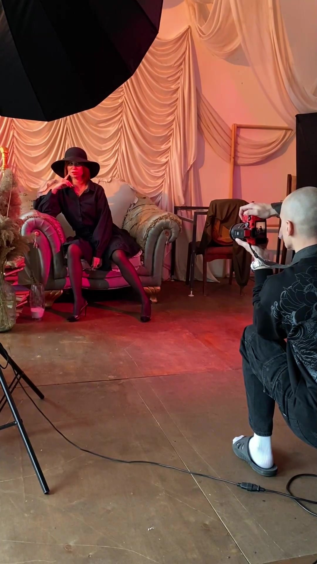 Фотосессия для таролога Оксаны в фотостудии в Ростове-на-Дону. Портретный фотограф в Ростове-на-Дону Антон Казарин