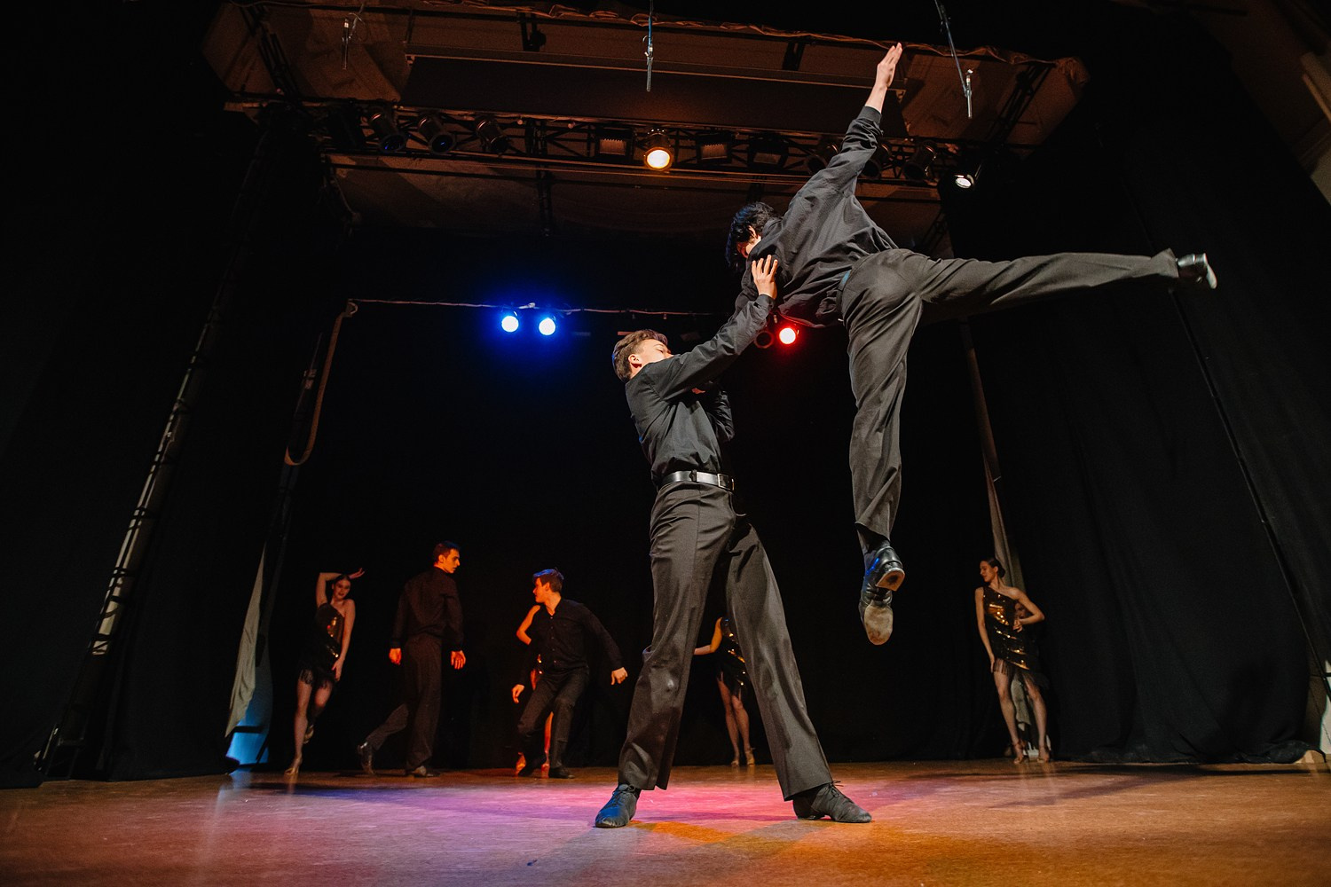 Театр. Фотограф Михаил Ряховский