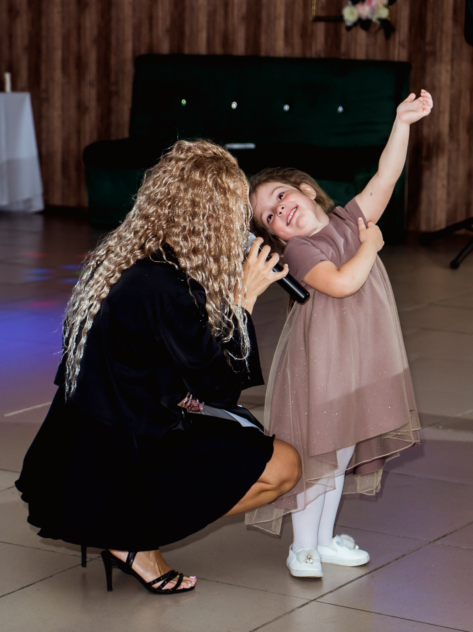 Ведущая на свадьбу и любой праздник в Екатеринбурге — Татьяна Овчинникова. Создаю эмоции