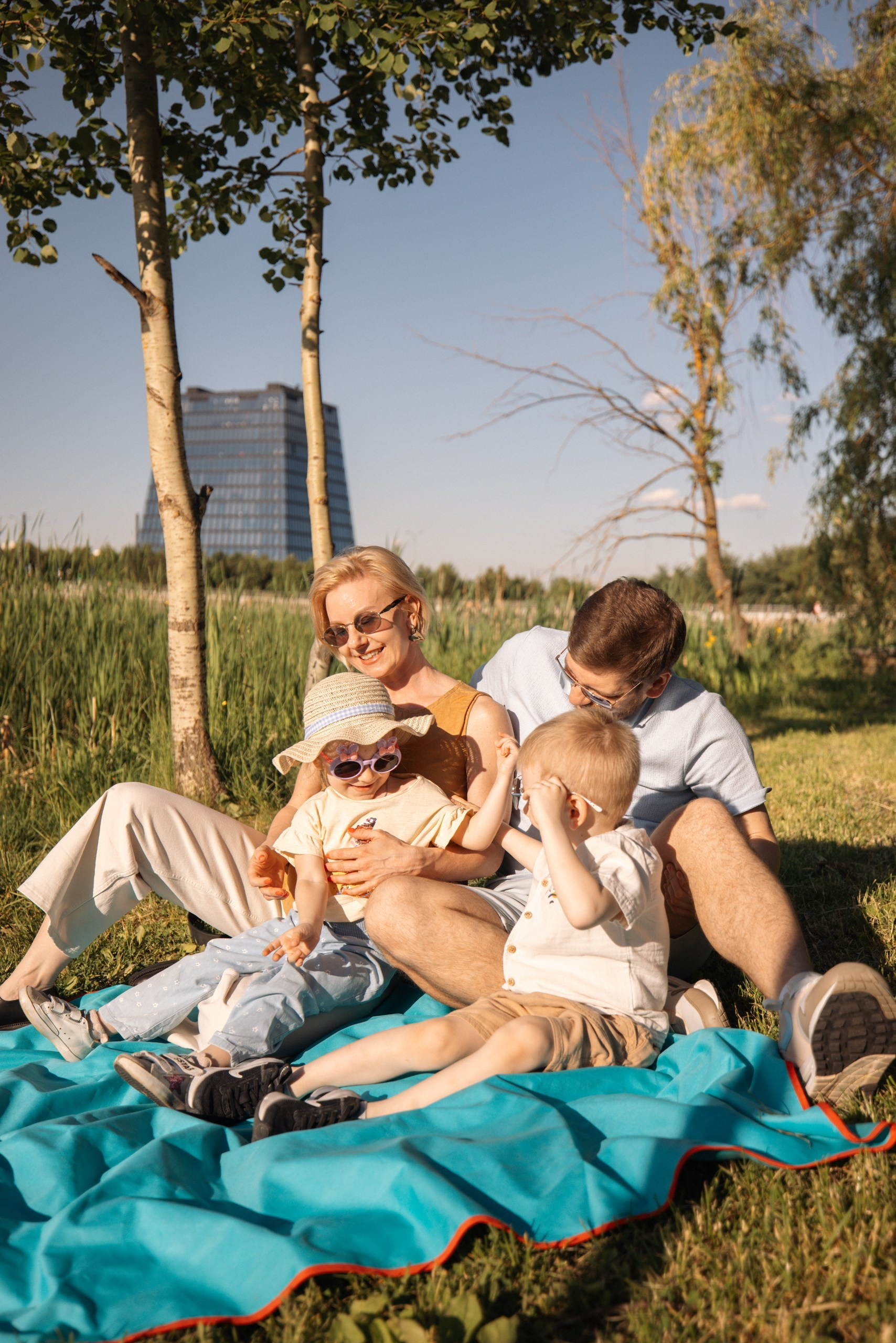 Семейная фотосессия на природе в Одинцово — семейный фотограф