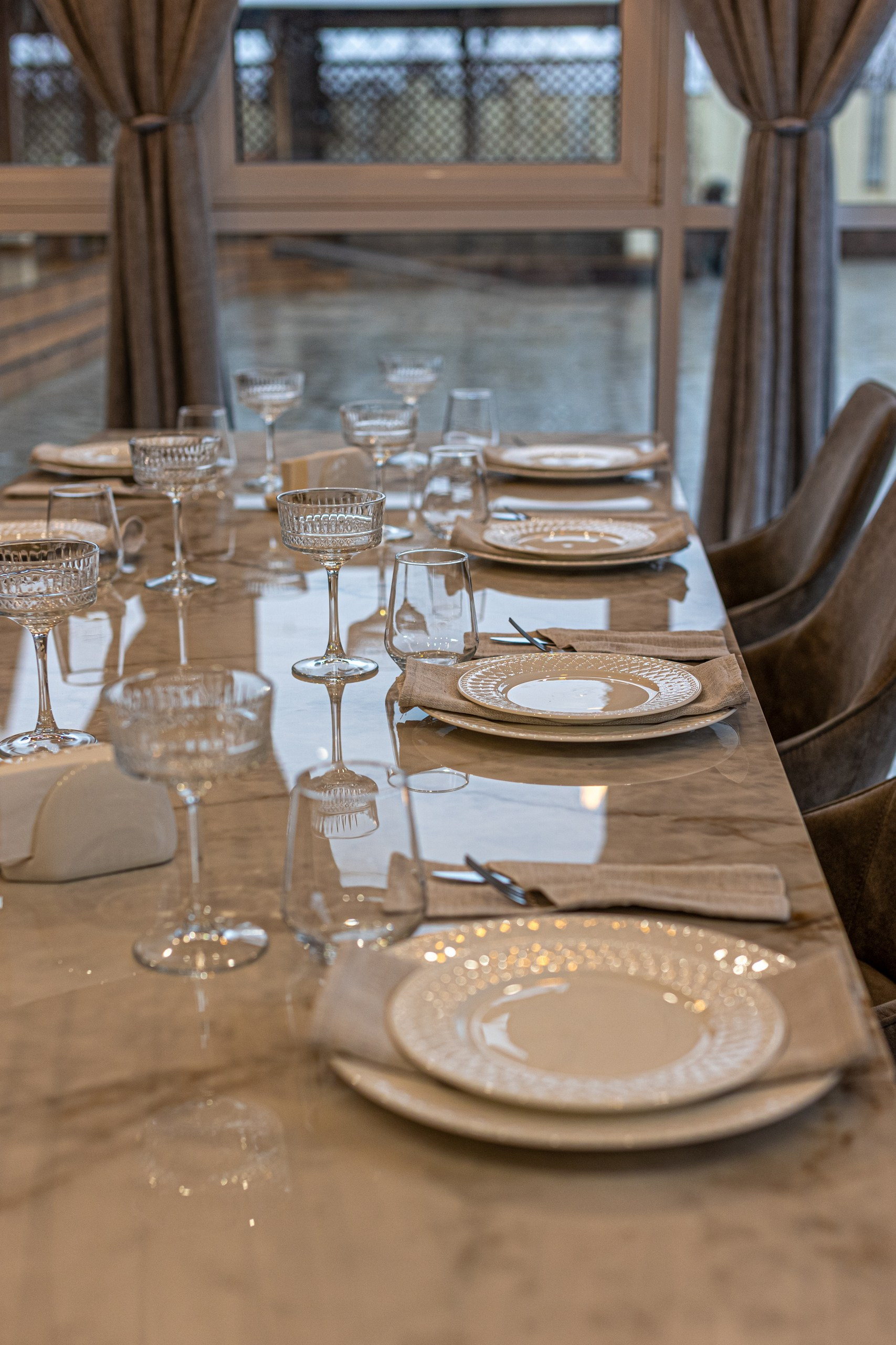 Банкетный зал ресторана «Дача». Фотограф в Оренбурге. Профессиональный фотограф