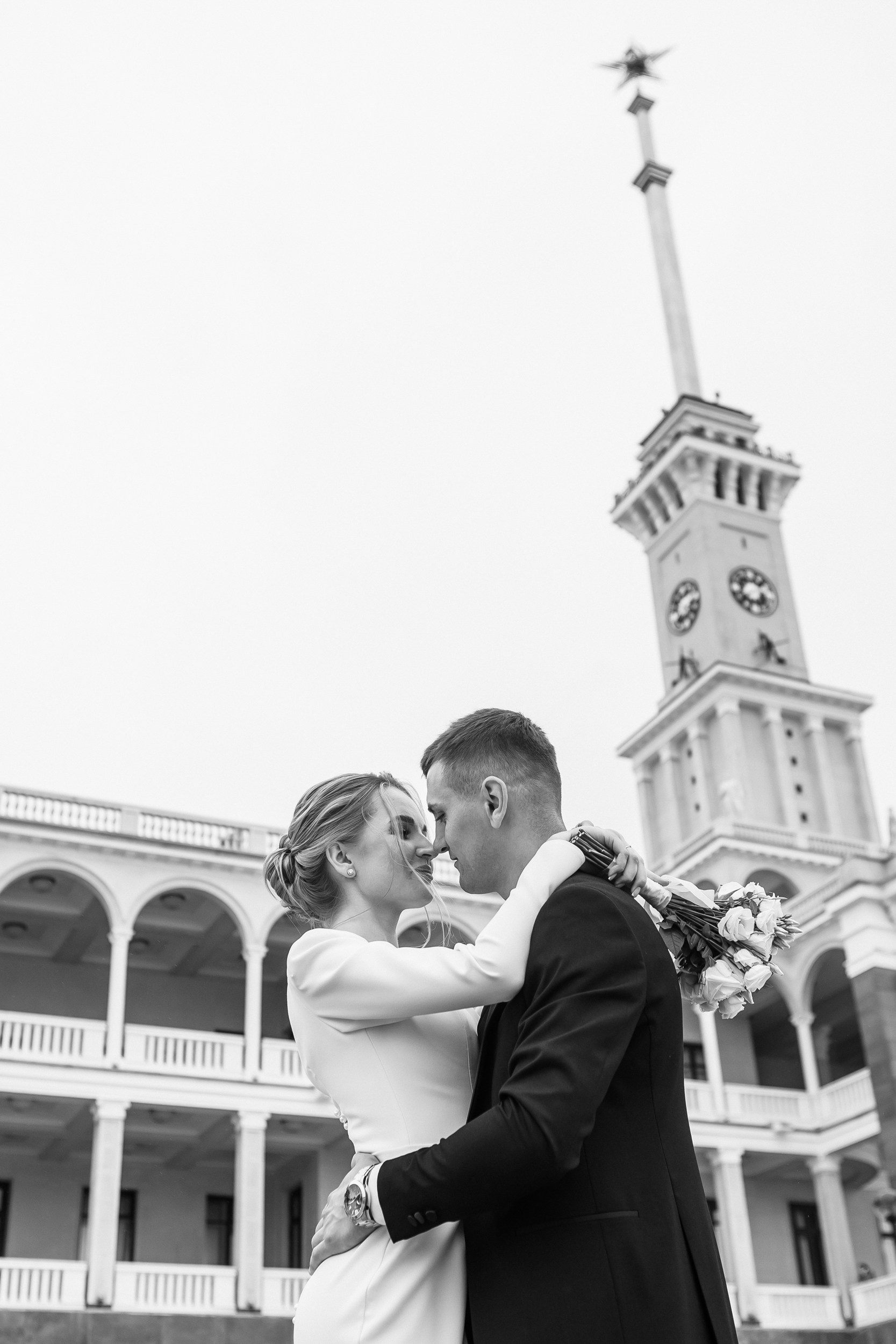 Свадебная прогулка на Северном Речном вокзале в Москве