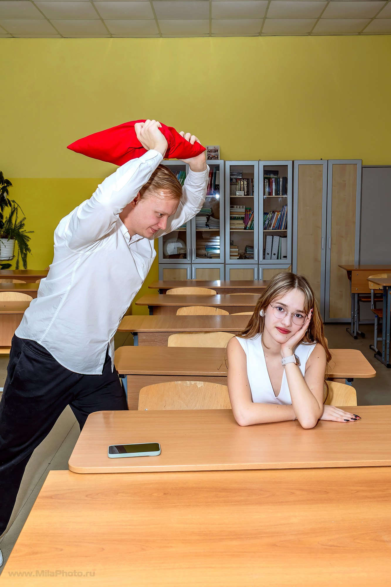 Выпускные альбомы с оживающими фотографиями. Фото и видео Москва. Свадебный фотограф, видеограф, фотосессии, видеосъемка