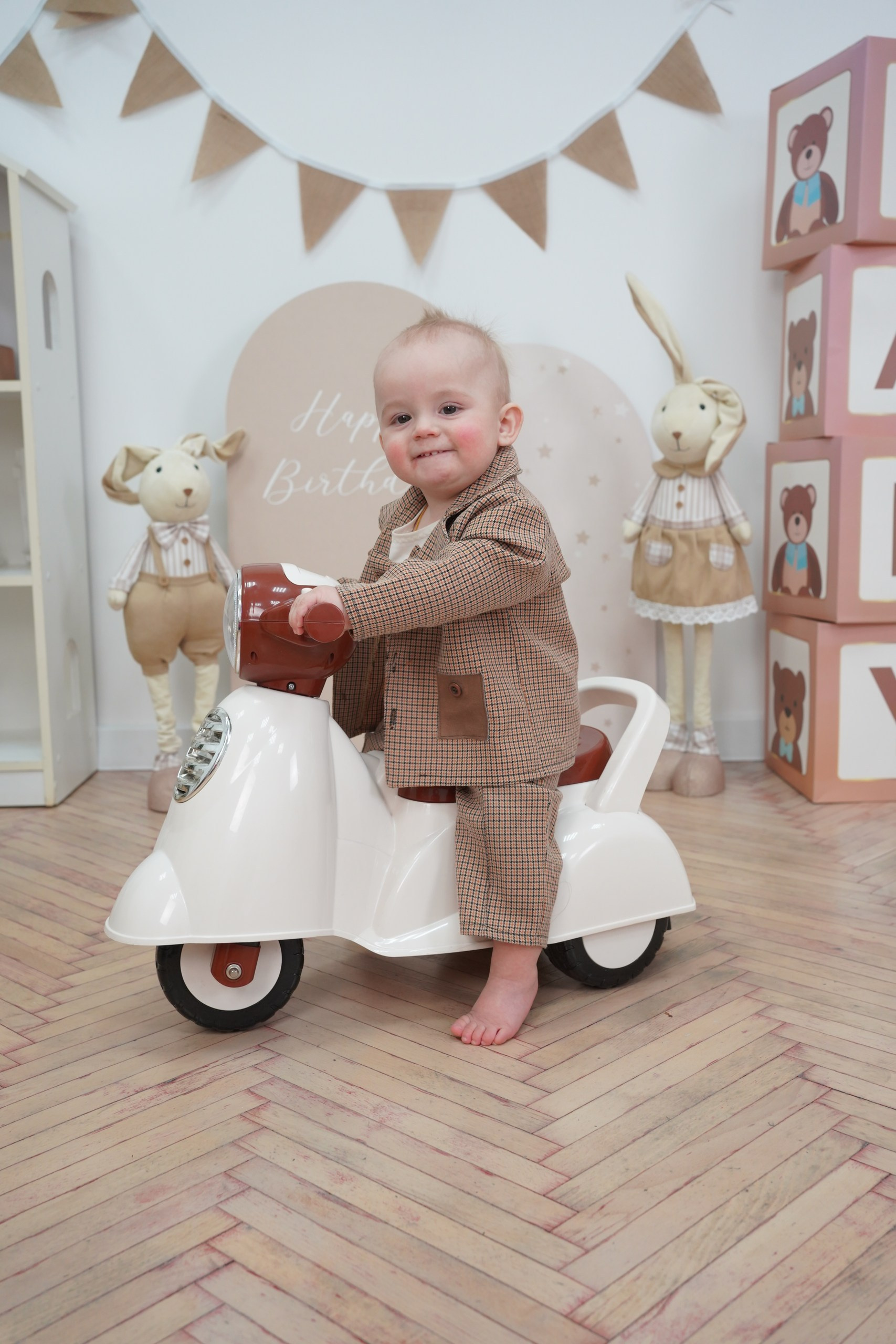 Фотосессия на Годик для Мальчиков. Детская Фотостудия ГОДОВАСИКИ в Санкт-Петербурге фотосесия на годик