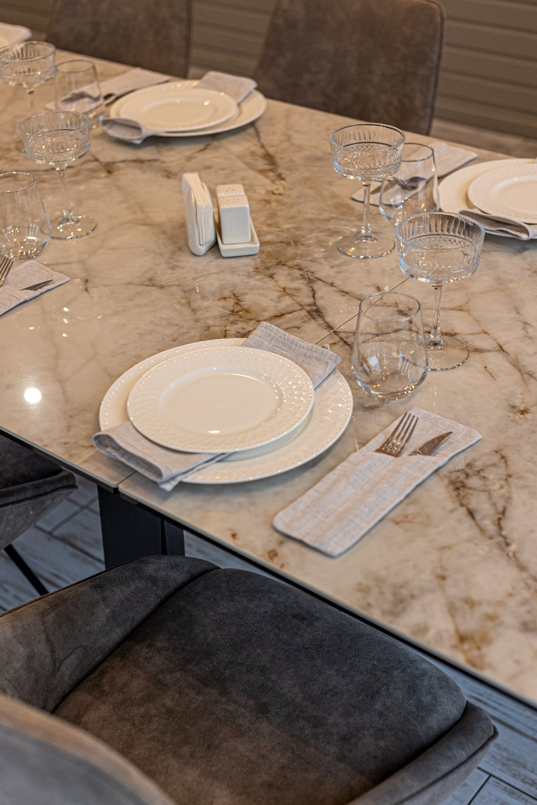 Банкетный зал ресторана «Дача». Фотограф в Оренбурге. Профессиональный фотограф