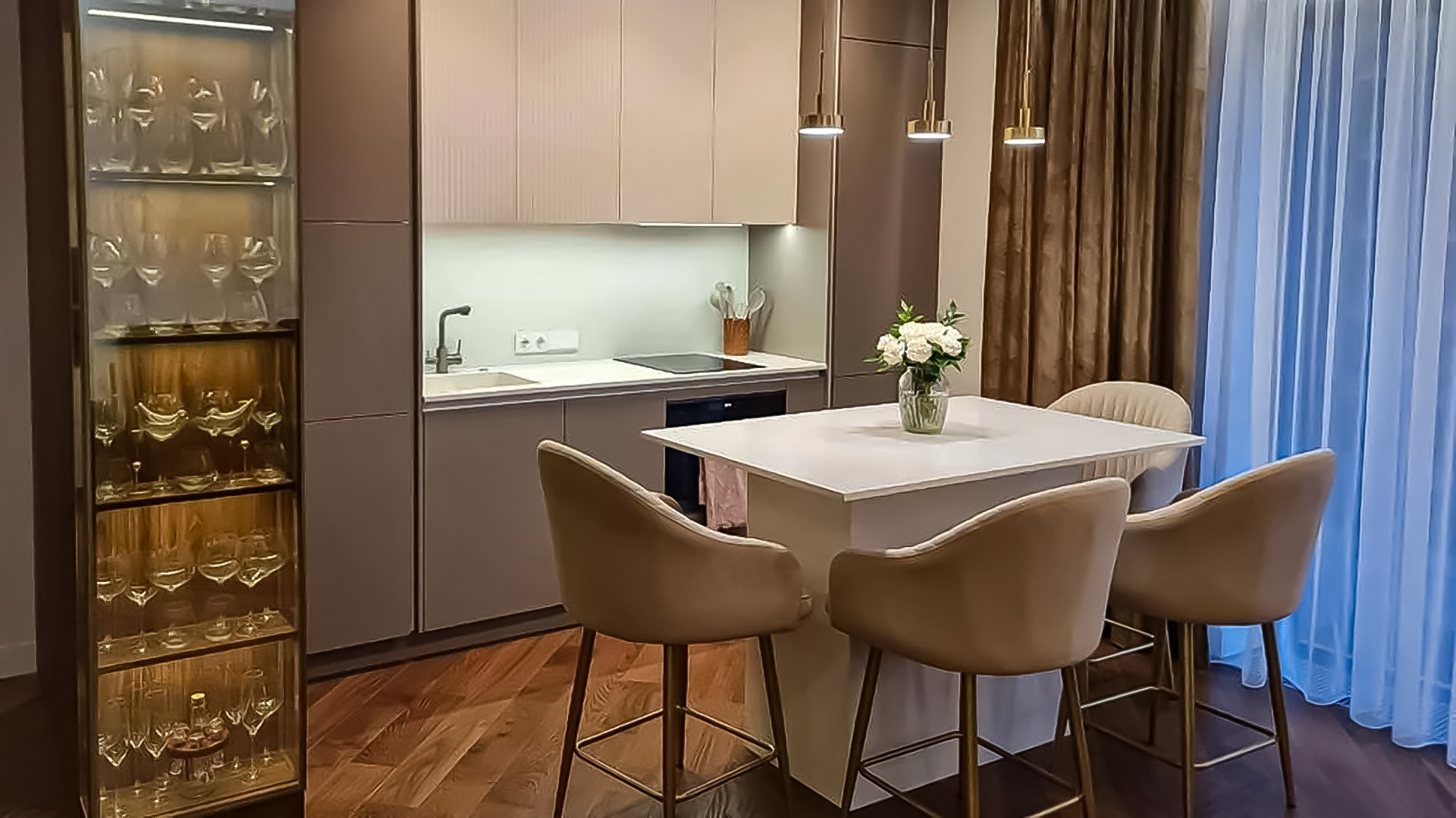 Кухонный гарнитур на заказ в Ростове