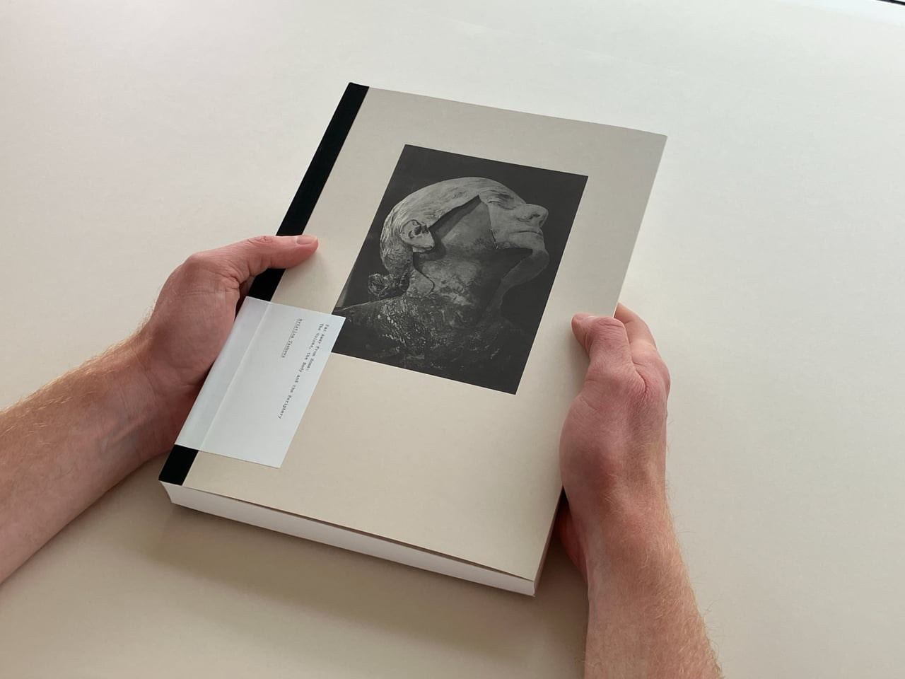 Фотокнига Христины Ташевой: Far Away From Home: The Voices, the Body and the Periphery. Самоорганизация Низина