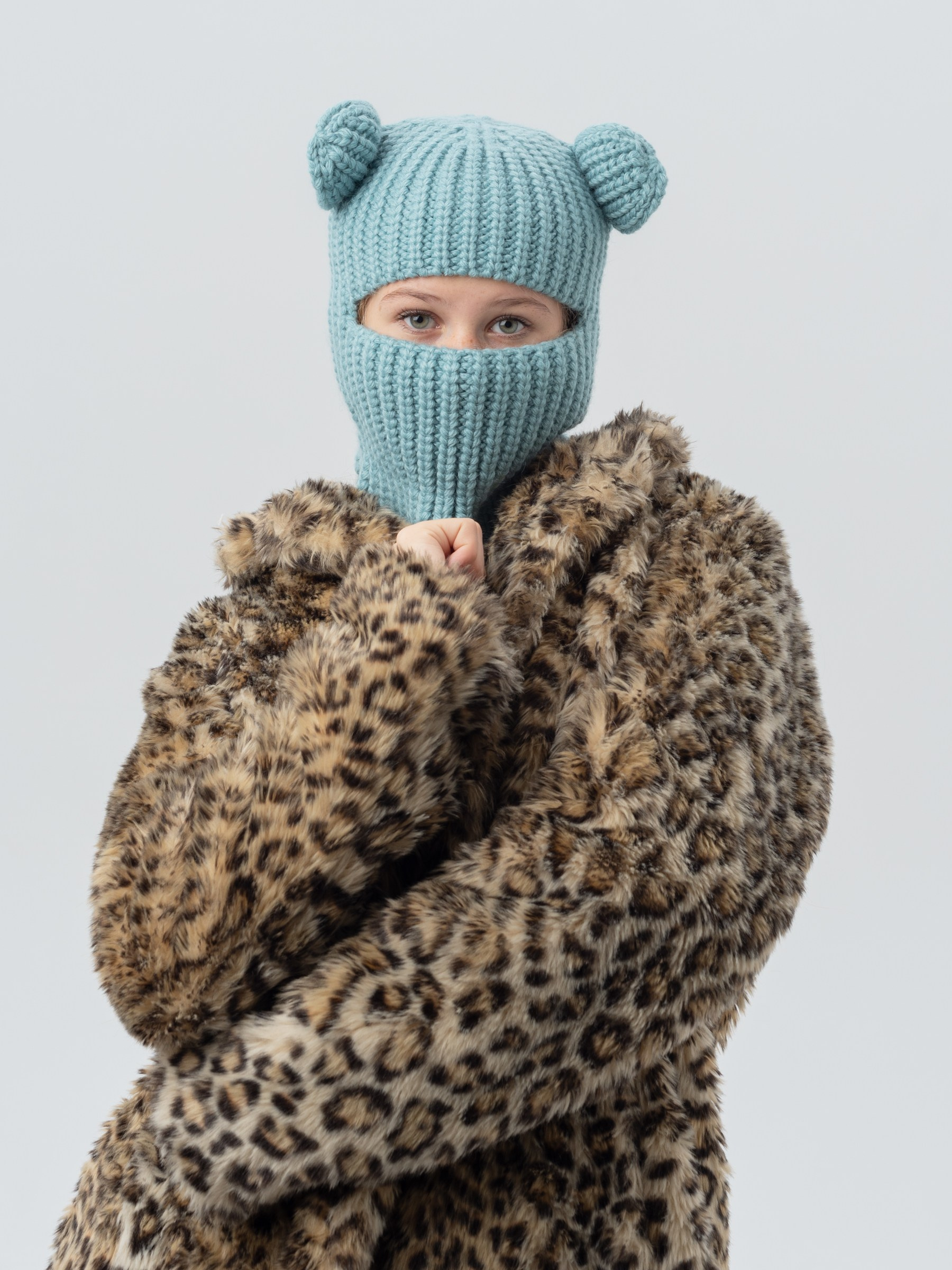 Главная страница сайта Kovalenko Alexander – профессионального фотографа в Китае. Услуги фотосъемки для маркетплейсов, модной индустрии, ювелирных украшений и портретов в Гуанчжоу