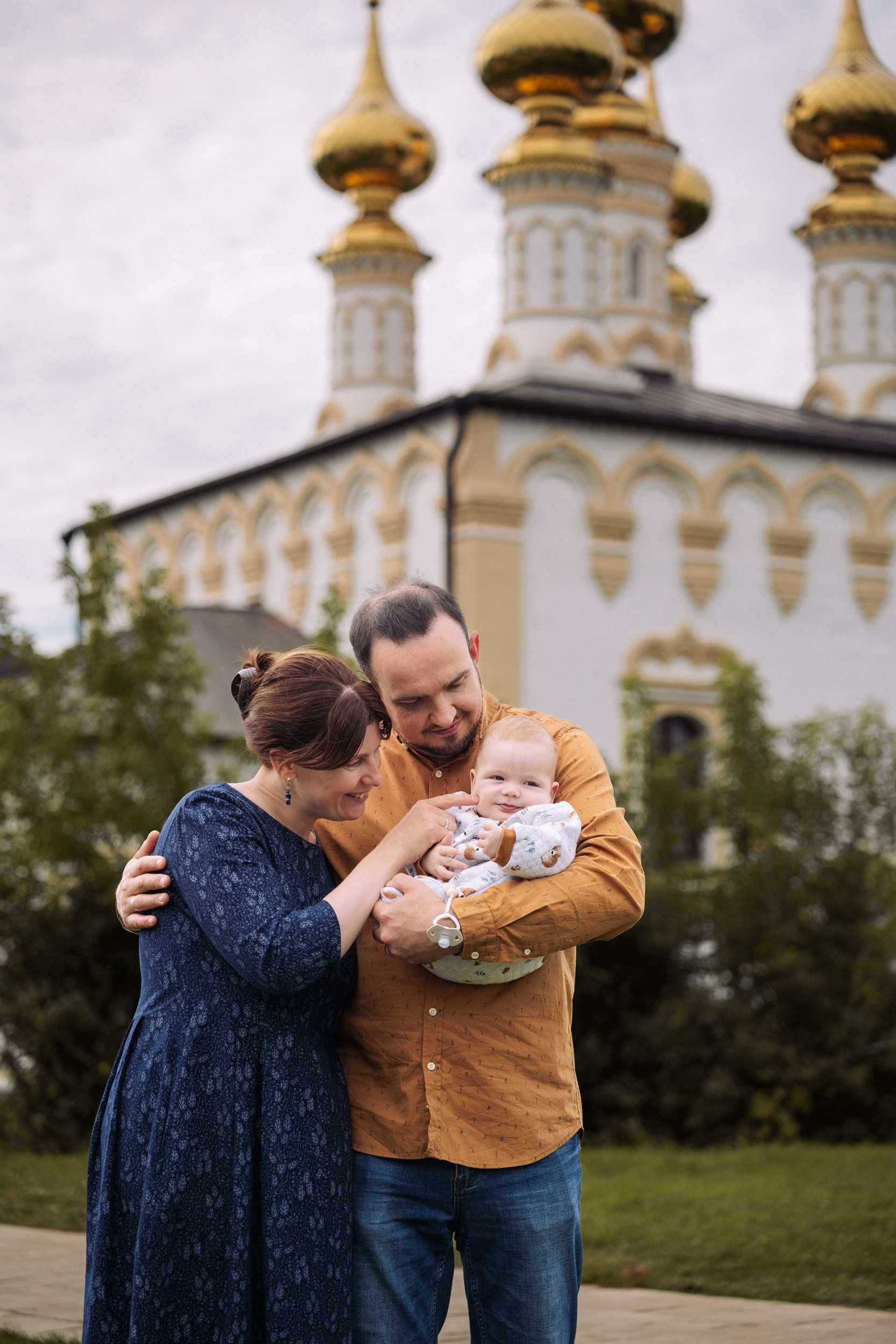 Семейная фотосессия в Суздале. Семейный детский фотограф на крещение, венчание в Иваново Галина Скурихина