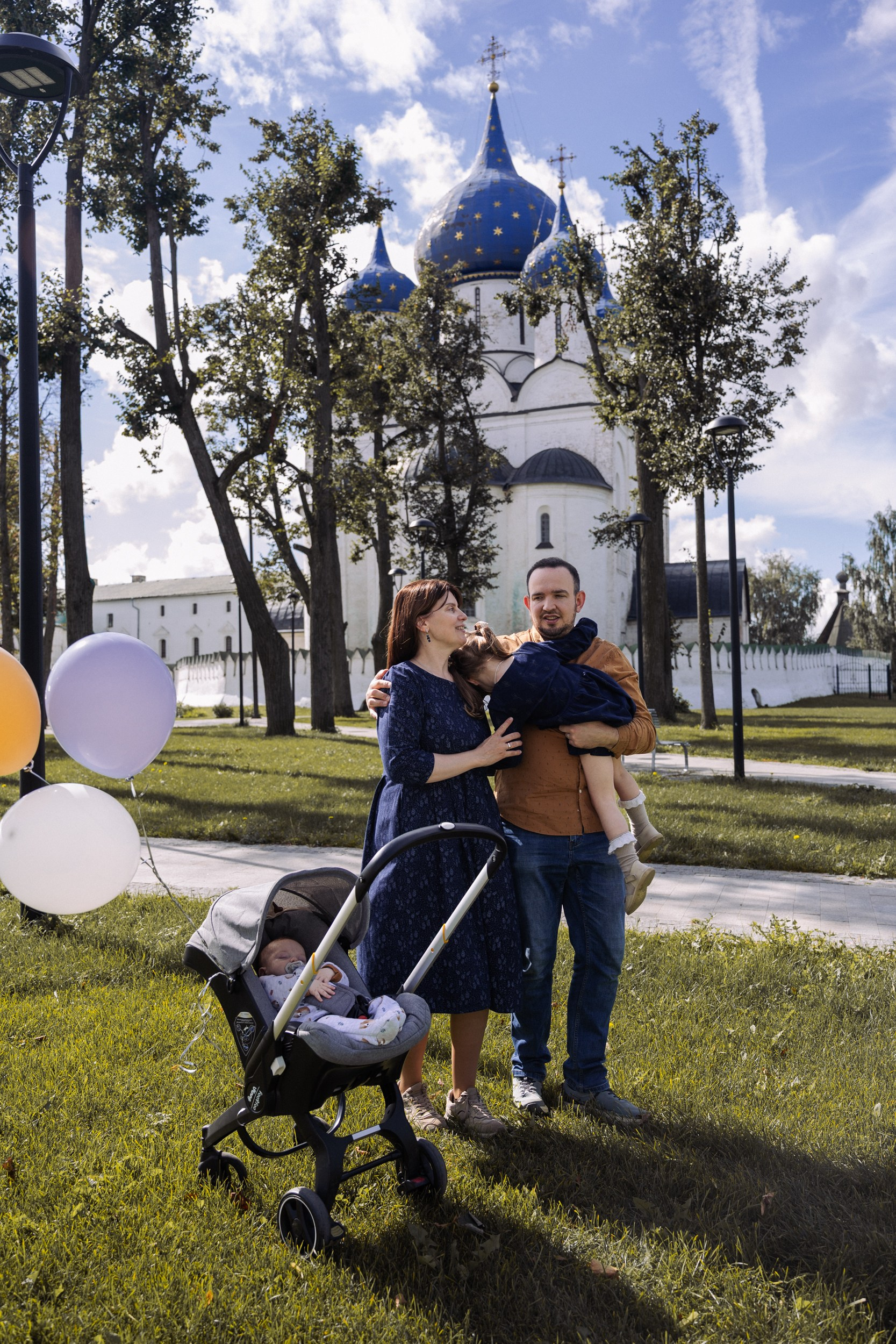Семейная фотосессия в Суздале. Семейный детский фотограф на крещение, венчание в Иваново Галина Скурихина