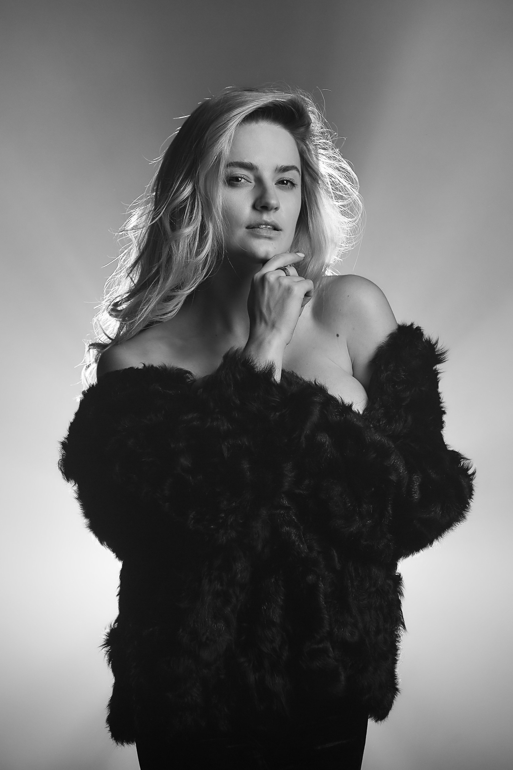 Модельная фотосессия в г. Ярославль. Фотограф Михаил Семенов