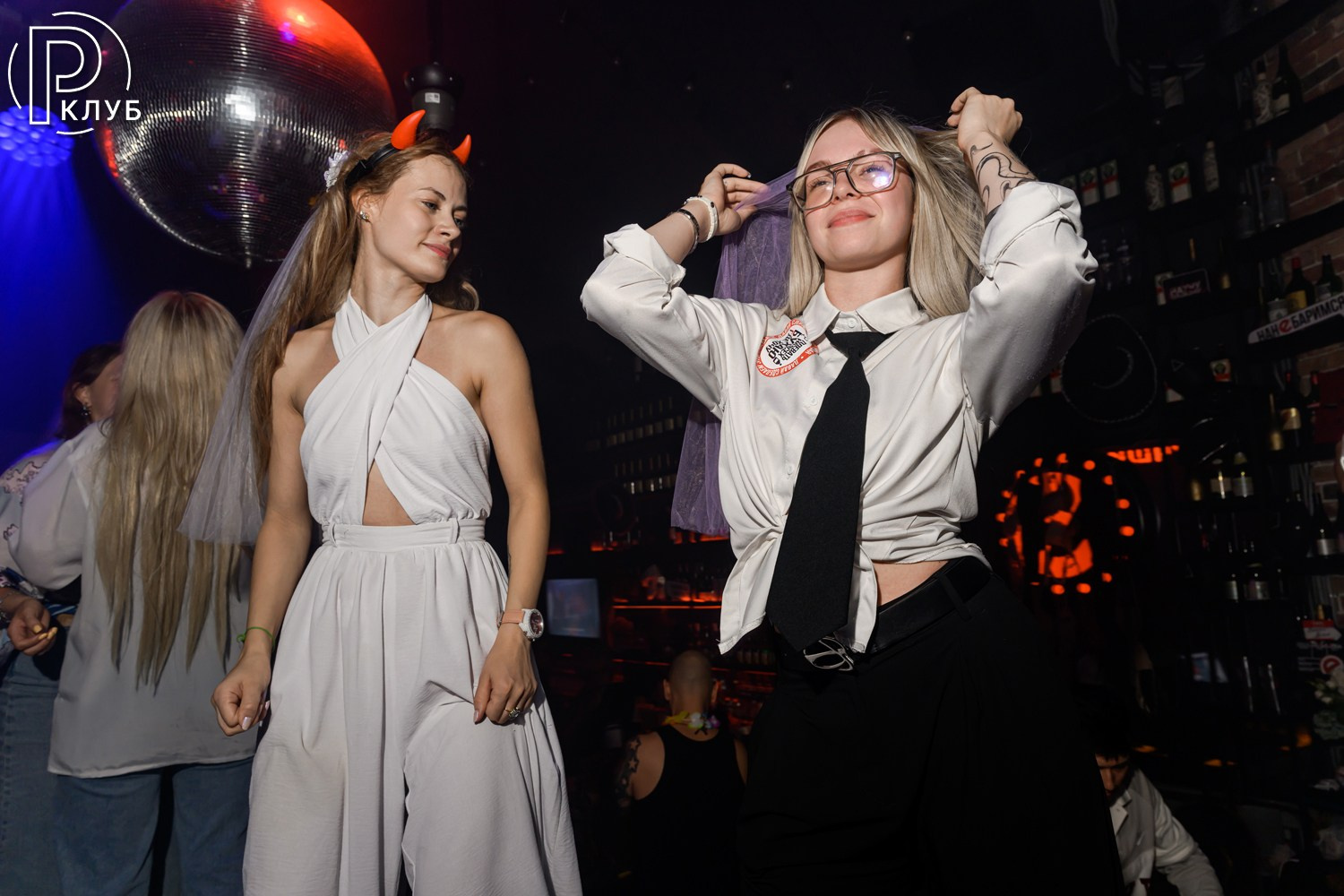 Небар Пятницкая 22.08.26. Фотопортал RClub — освещение ресторанной, светской и клубной жизни Москвы