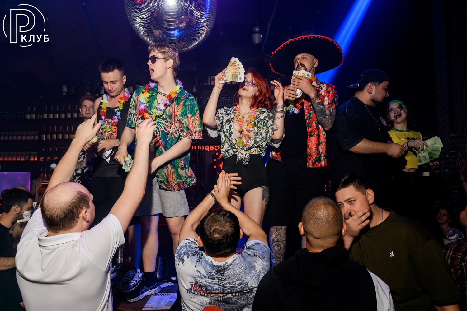 Небар Пятницкая 22.08.26. Фотопортал RClub — освещение ресторанной, светской и клубной жизни Москвы