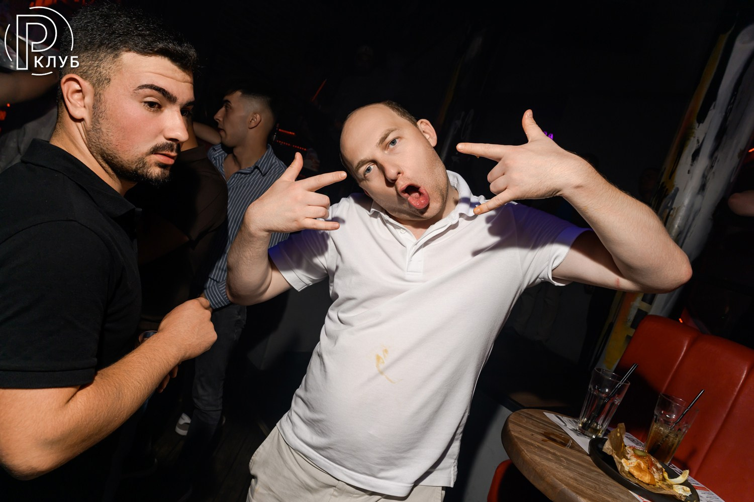 Небар Пятницкая 22.08.26. Фотопортал RClub — освещение ресторанной, светской и клубной жизни Москвы