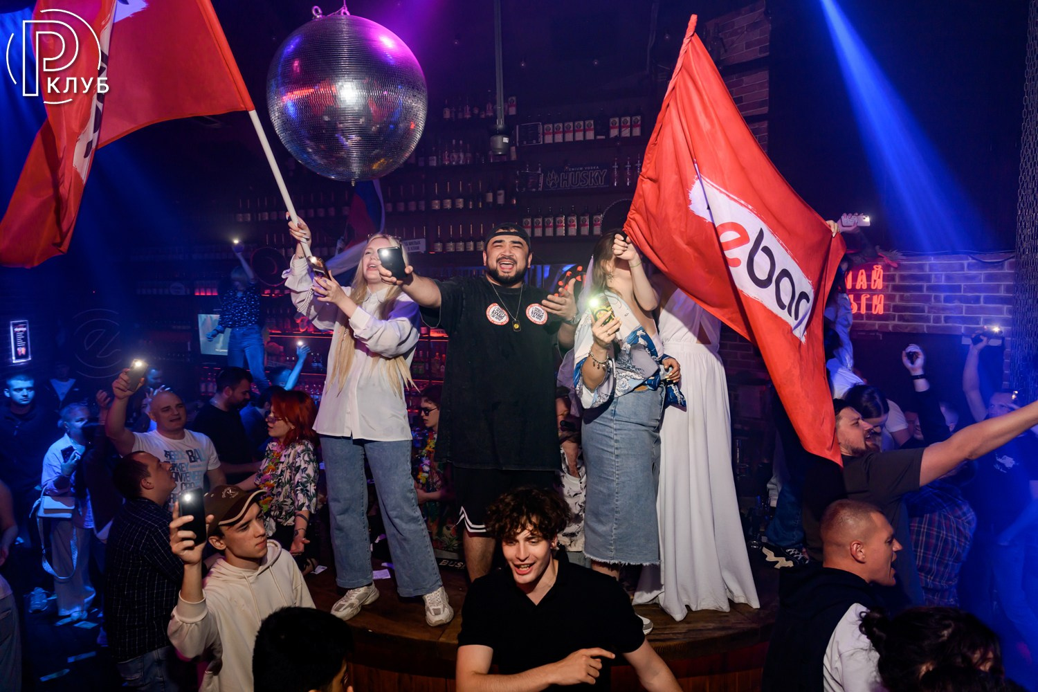 Небар Пятницкая 22.08.26. Фотопортал RClub — освещение ресторанной, светской и клубной жизни Москвы