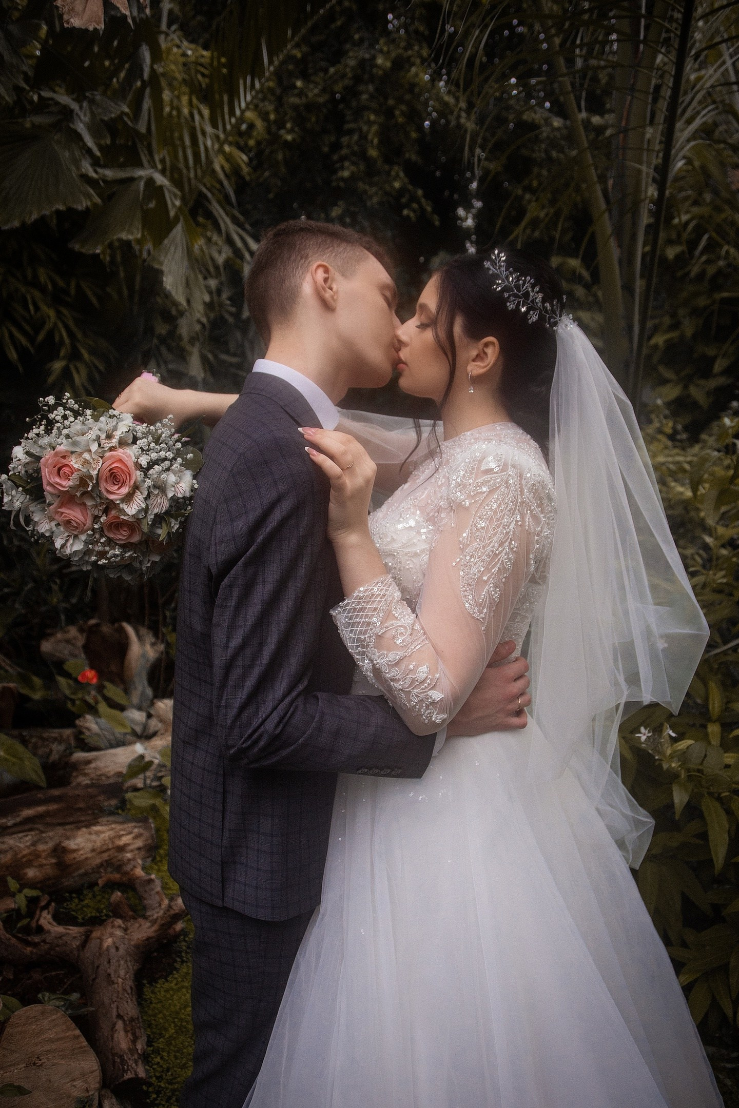 Свадебный видеограф Анна Малервейн в Донецке