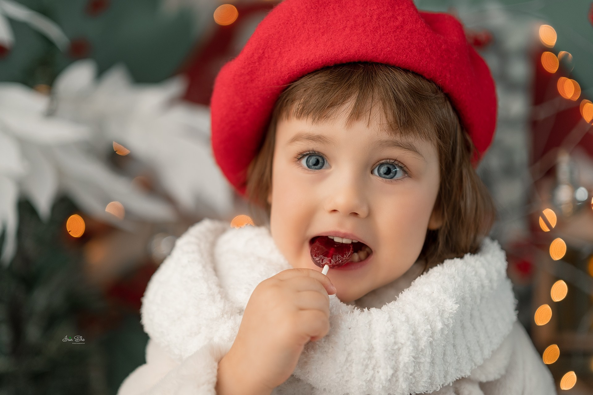 Фотосессия с домиком зимой. Детский фотограф в Южно-Сахалинске Irin She Simanovich